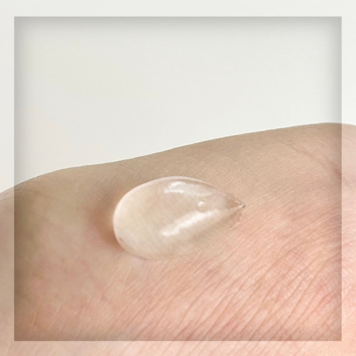 薬用ホワイトニングジェルEX モイスト(しっとり)/シミウス/オールインワン化粧品を使ったクチコミ(4枚目)