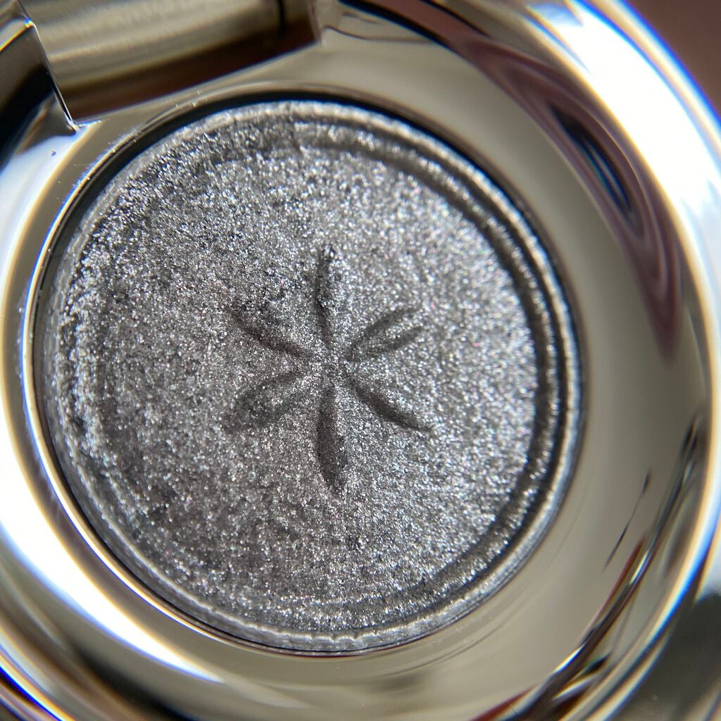 AQ アイシャドウ/DECORTÉ/単色アイシャドウを使ったクチコミ(3枚目)