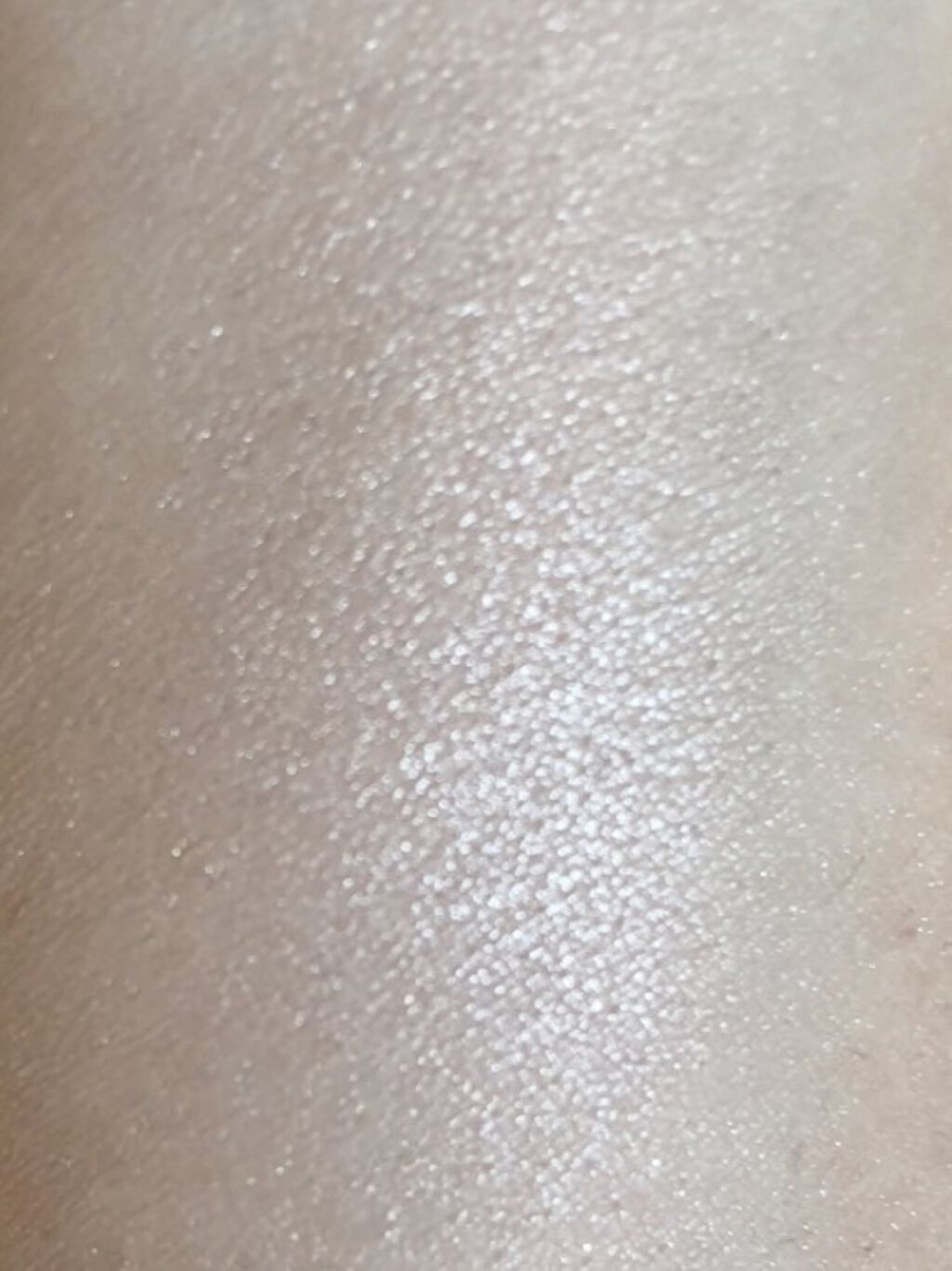 パールグロウハイライト/CEZANNE/パウダーハイライトを使ったクチコミ（3枚目）