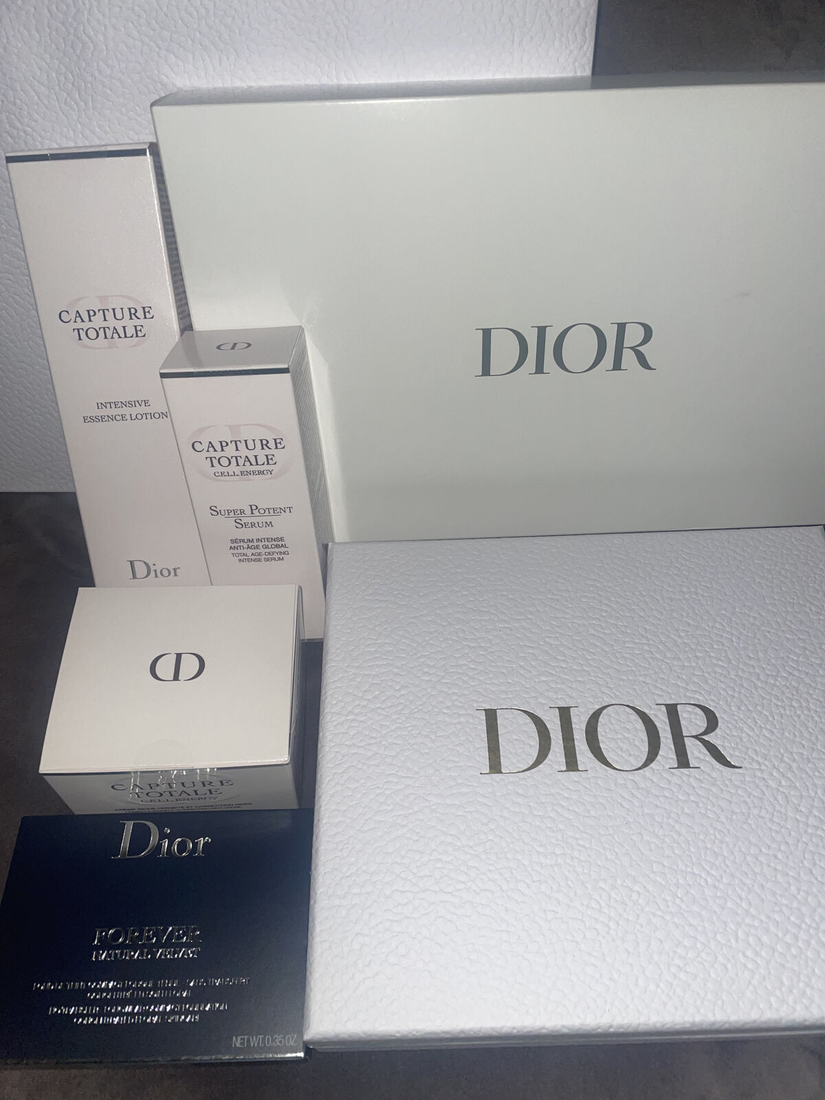 ディオールスキン フォーエヴァー コンパクト ナチュラル ベルベット 0N ニュートラル/Dior/パウダーファンデーションを使ったクチコミ（2枚目）
