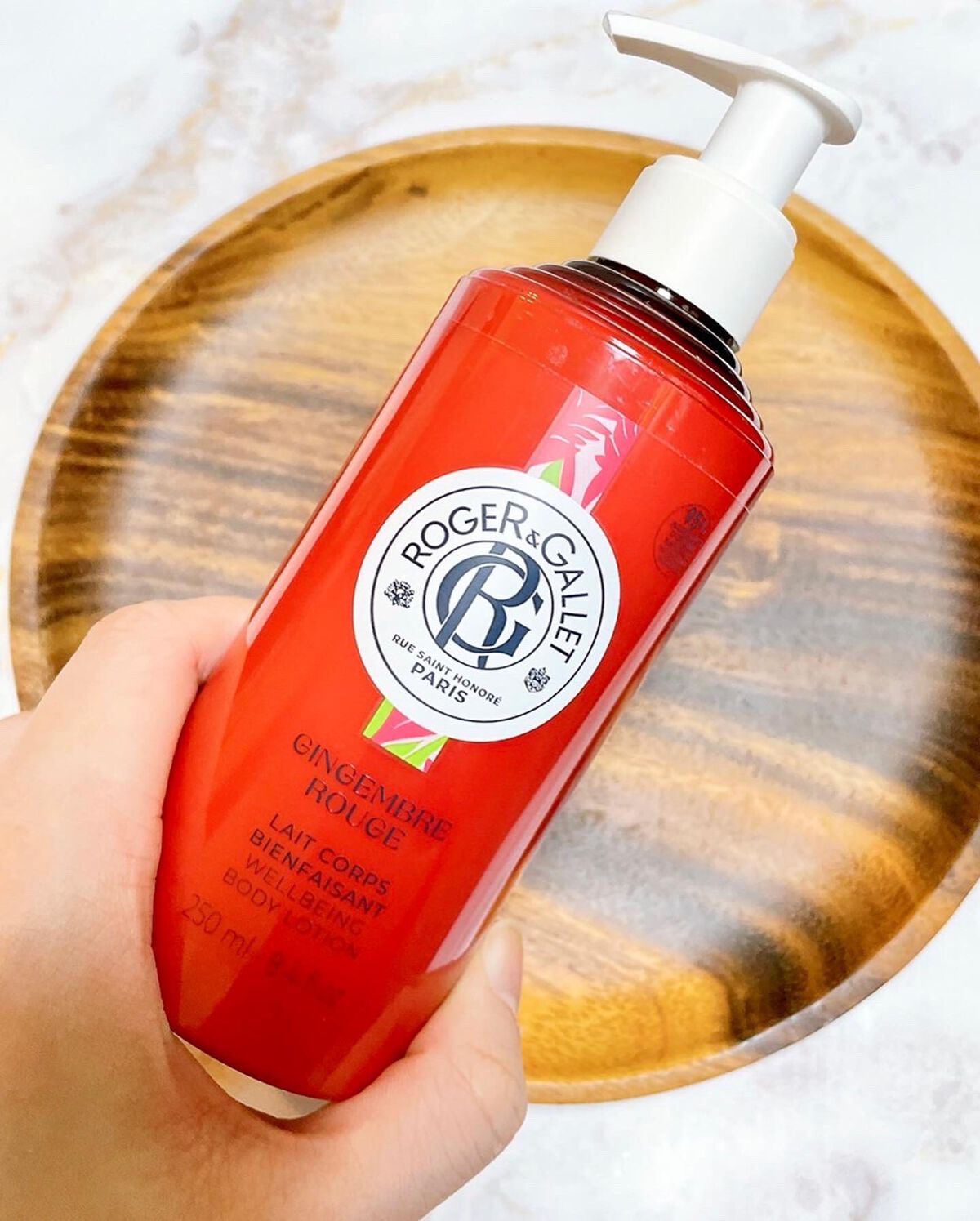 ロジェ・ガレ レ コール ジンジャールージュのクチコミ「ロジェ・ガレ
レ コール ジンジャールージュ
（ボディミルク）

ロジェガレの新商品使ってみた.....」（2枚目）