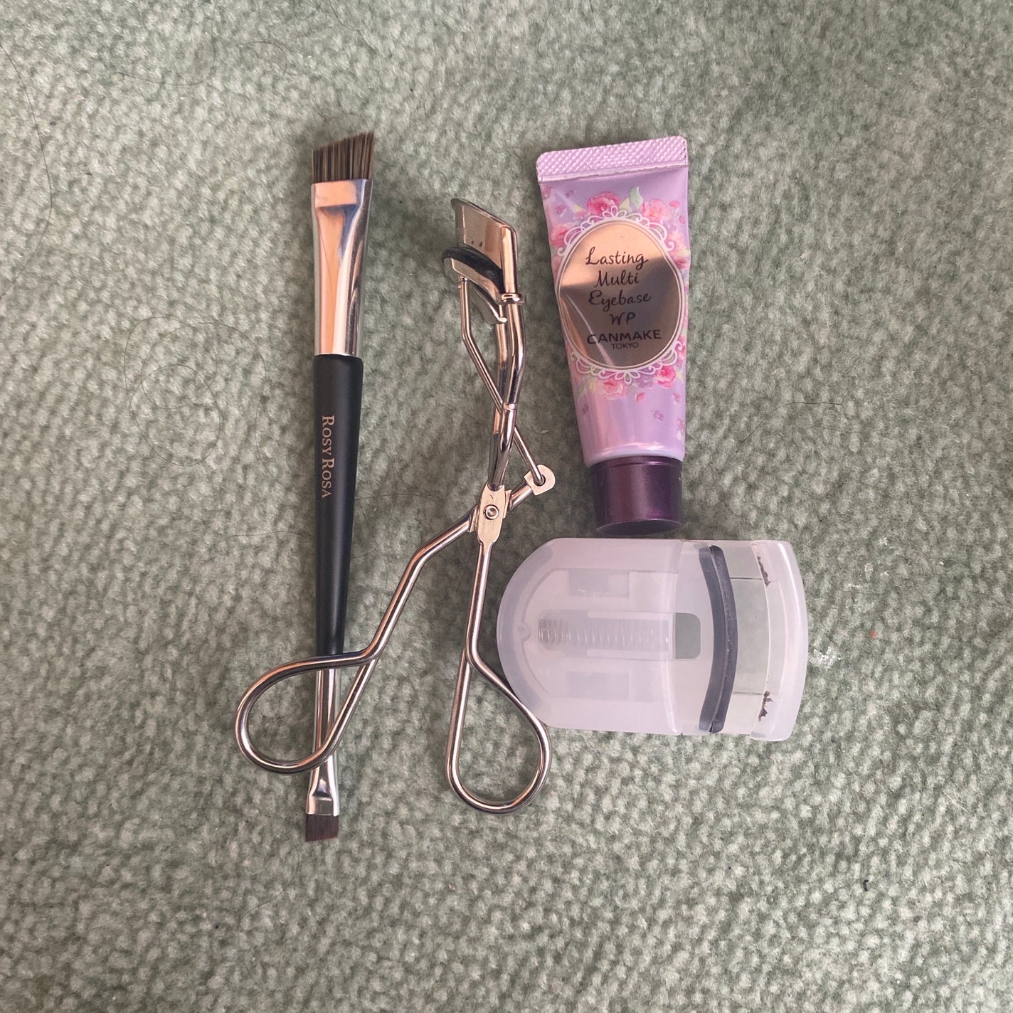 ラスティングマルチアイベース WP/キャンメイク/アイシャドウベースを使ったクチコミ(1枚目)