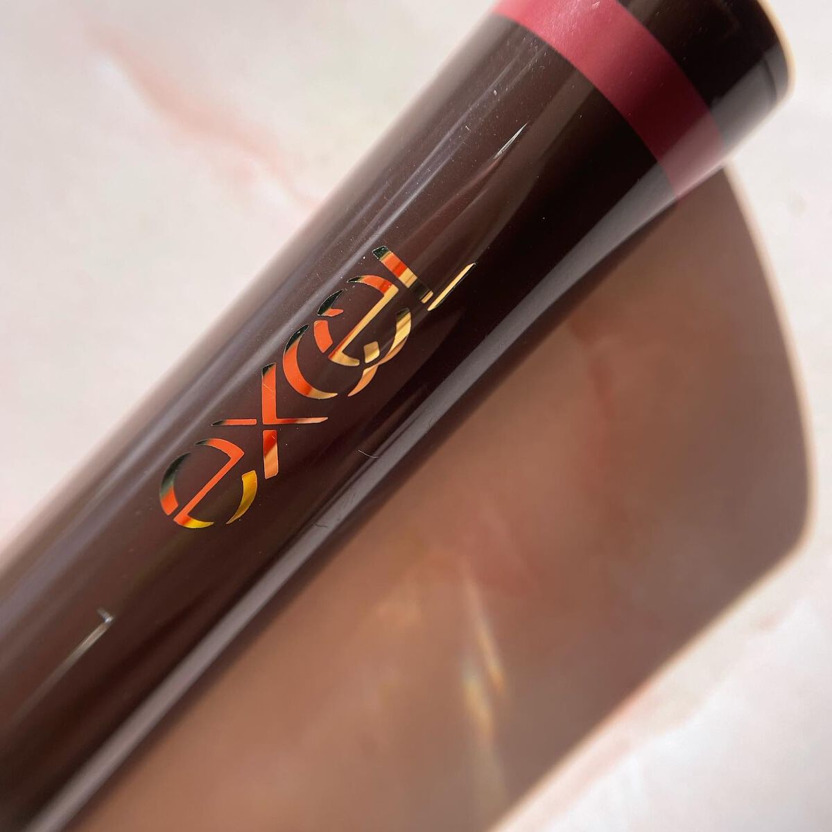 グリームオンフィットシャドウ/excel/スティックアイシャドウを使ったクチコミ(2枚目)