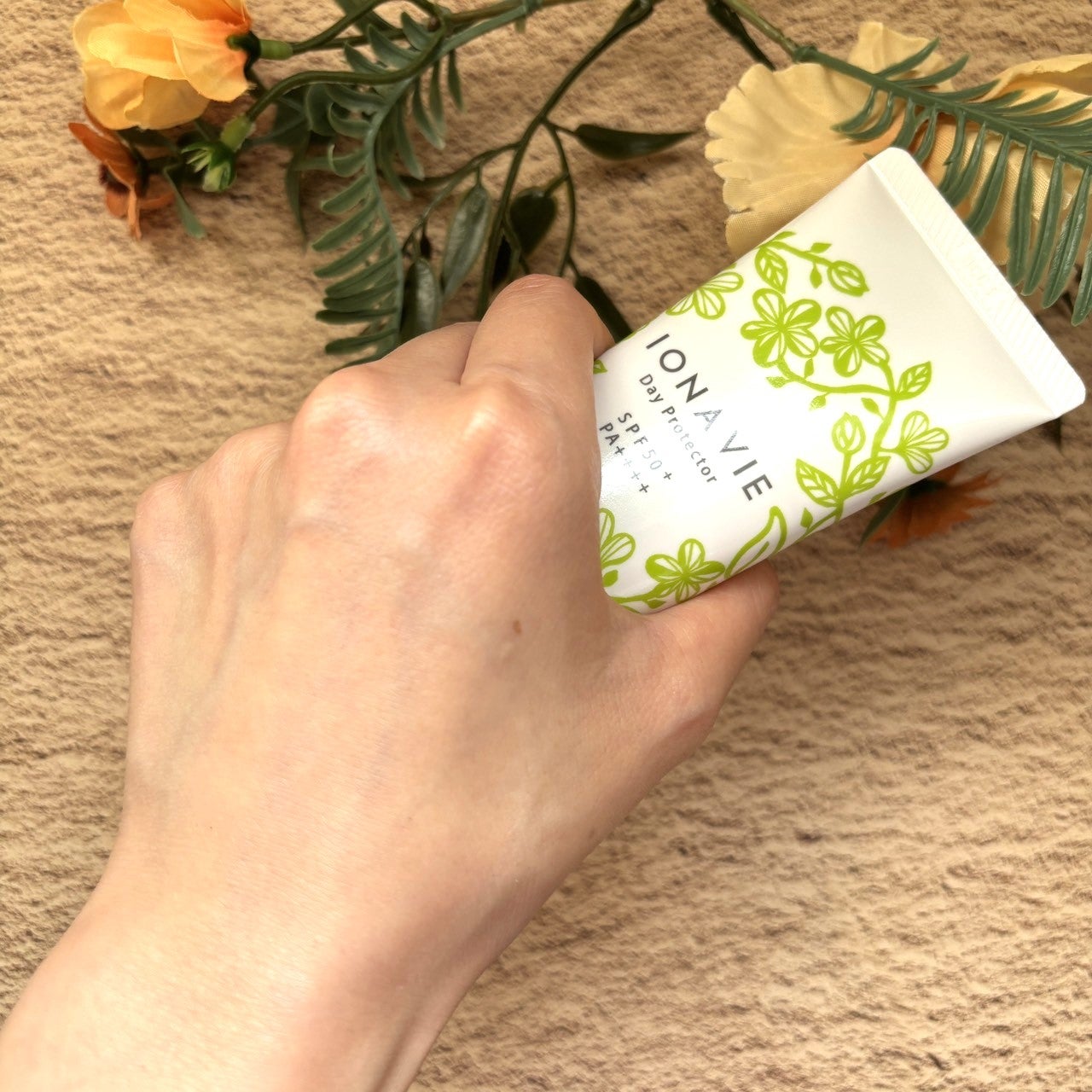 デイ プロテクター FB/イオナヴィー/日焼け止めジェルを使ったクチコミ(3枚目)