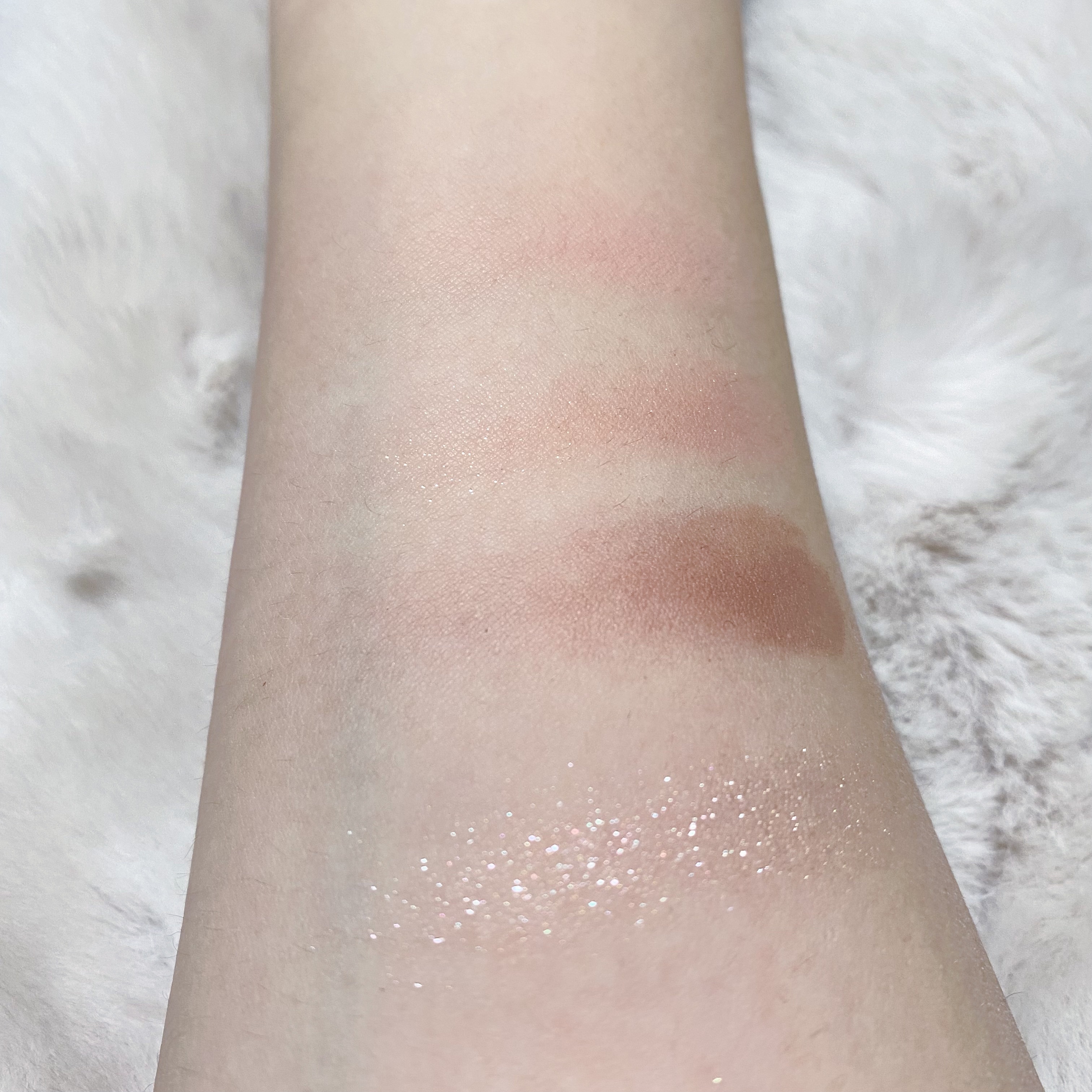 ローカー プレイカラーアイズミニ/ETUDE/アイシャドウパレットを使ったクチコミ（3枚目）