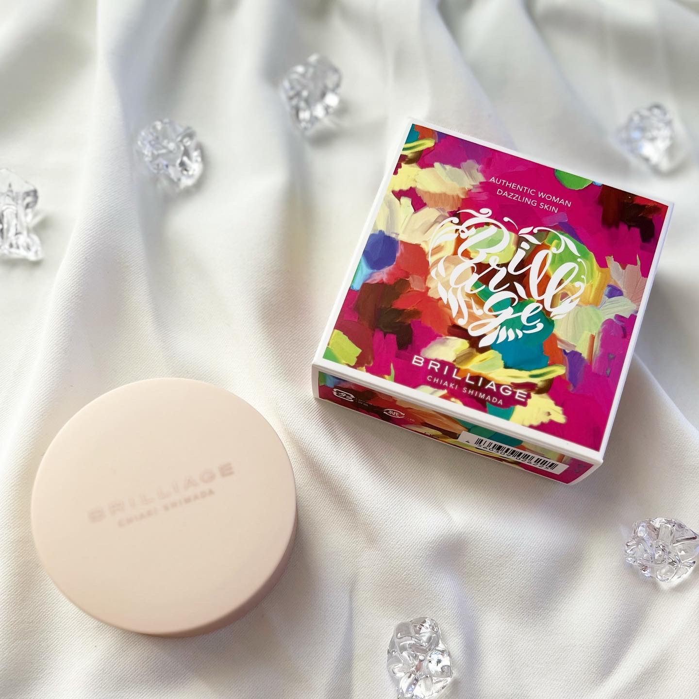 パウダリーファンデーション オーセンティックウーマン ダズリング スキン/ブリリアージュ/パウダーファンデーションを使ったクチコミ（1枚目）