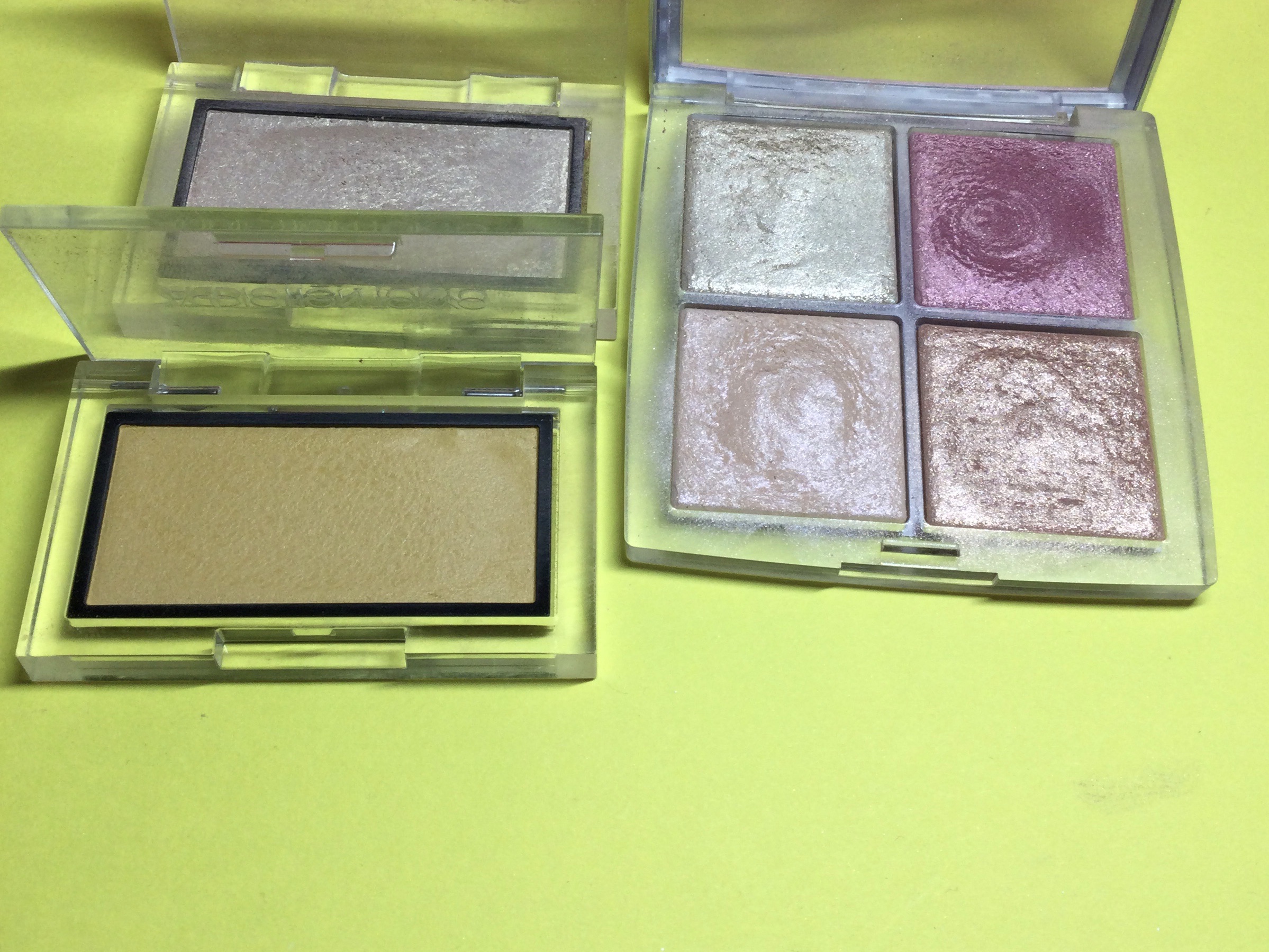 プレイフルカラー アイ＆フェイス 03 ヒマワリ/コフレドール/単色アイシャドウを使ったクチコミ（2枚目）