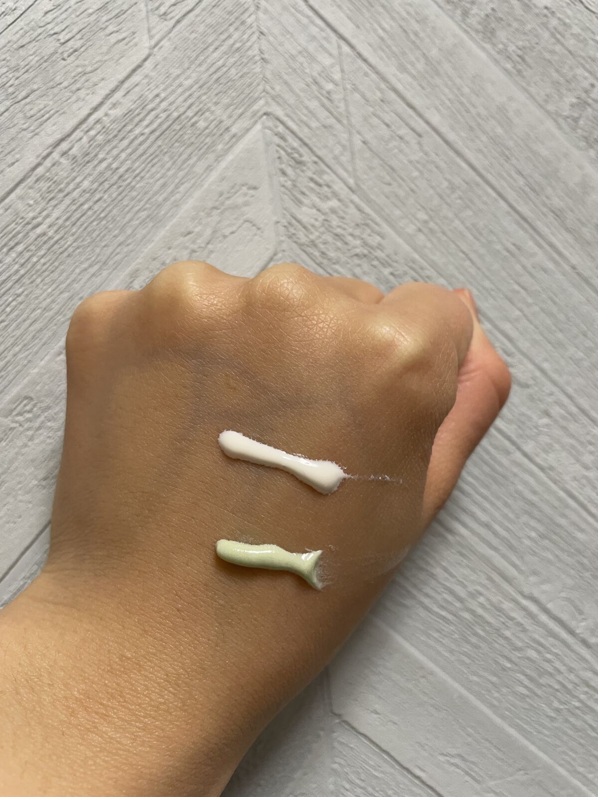 マーメイドスキンジェルUV/キャンメイク/日焼け止めジェルを使ったクチコミ（2枚目）