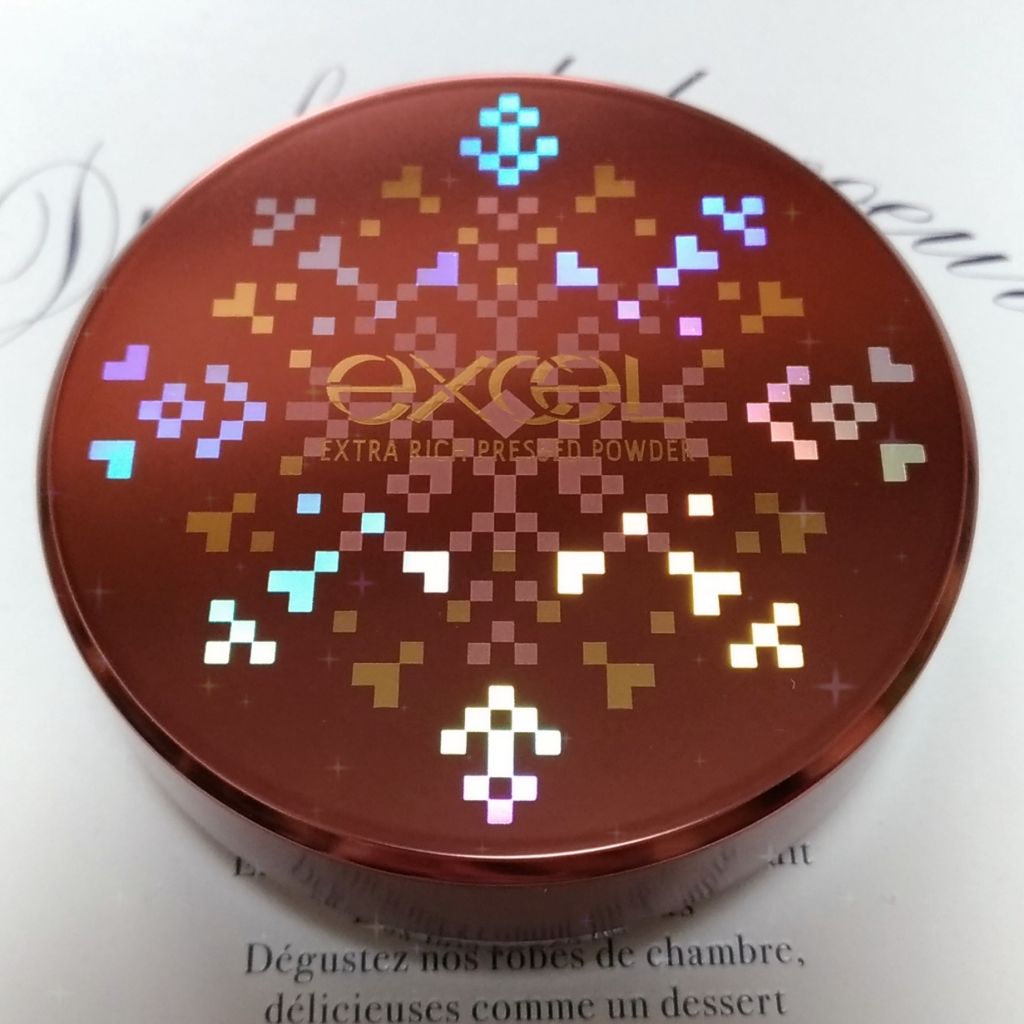 エクストラリッチパウダー/excel/ルースパウダーを使ったクチコミ（2枚目）