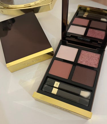 アイ カラー クォード 030 インソレント ローズ/TOM FORD BEAUTY/アイシャドウパレットを使ったクチコミ（1枚目）