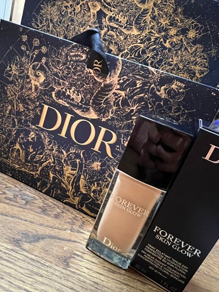 ディオールスキン フォーエヴァー フルイド グロウ/Dior/リキッドファンデーションを使ったクチコミ(1枚目)