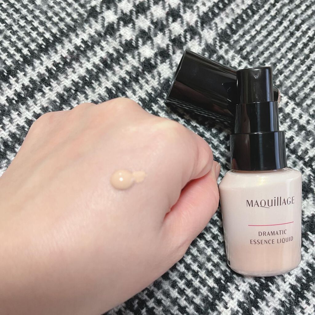 ドラマティックエッセンスリキッド/マキアージュ/リキッドファンデーションを使ったクチコミ（2枚目）