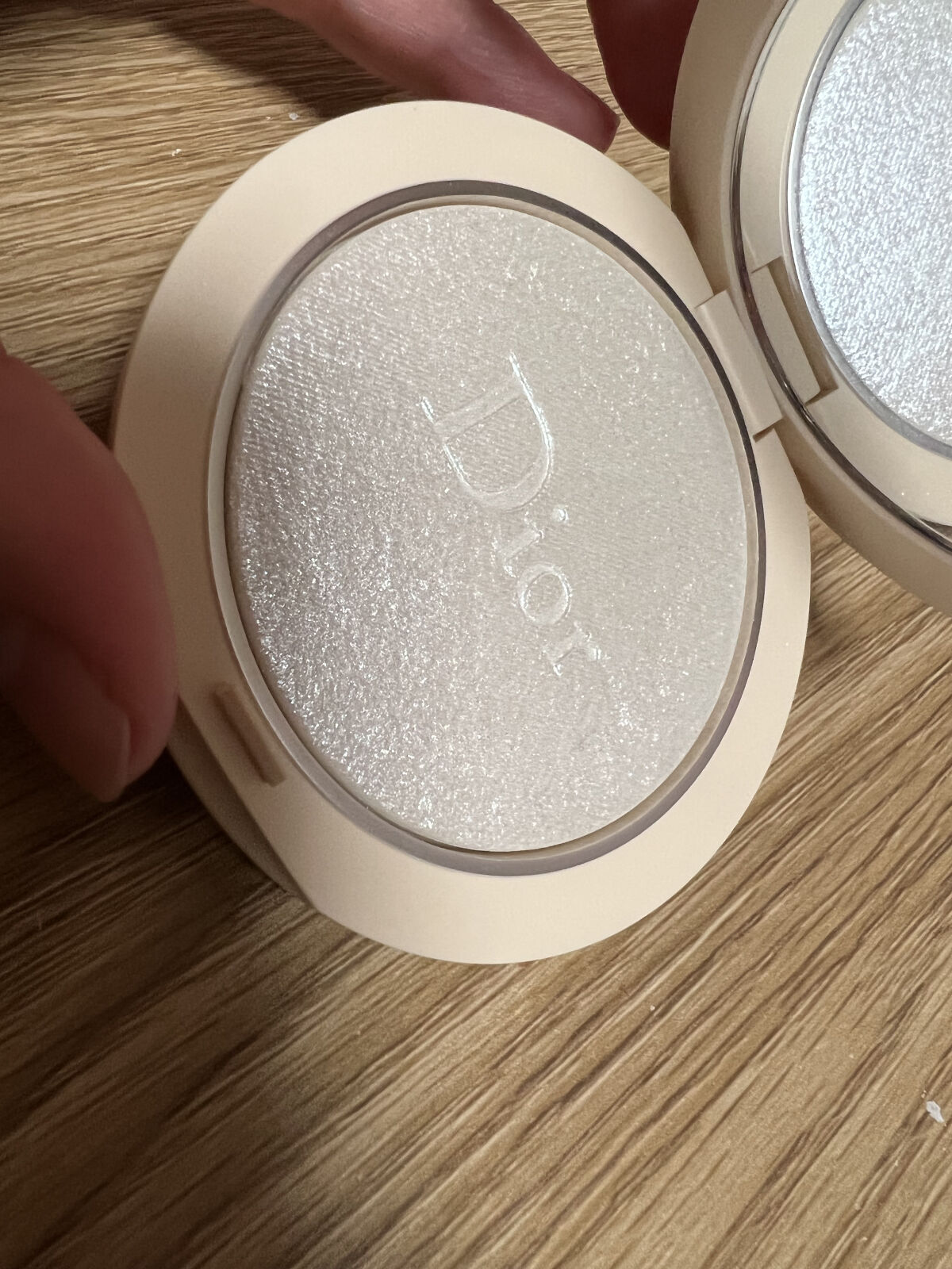 ルージュ ディオール フォーエヴァー リキッド/Dior/口紅を使ったクチコミ（3枚目）