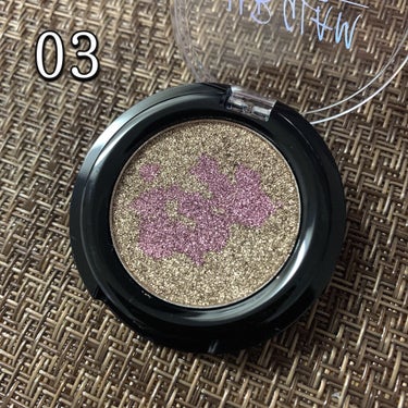 URGLAM　SPARKLE EYESHADOW/U R GLAM/シングルアイシャドウを使ったクチコミ（2枚目）