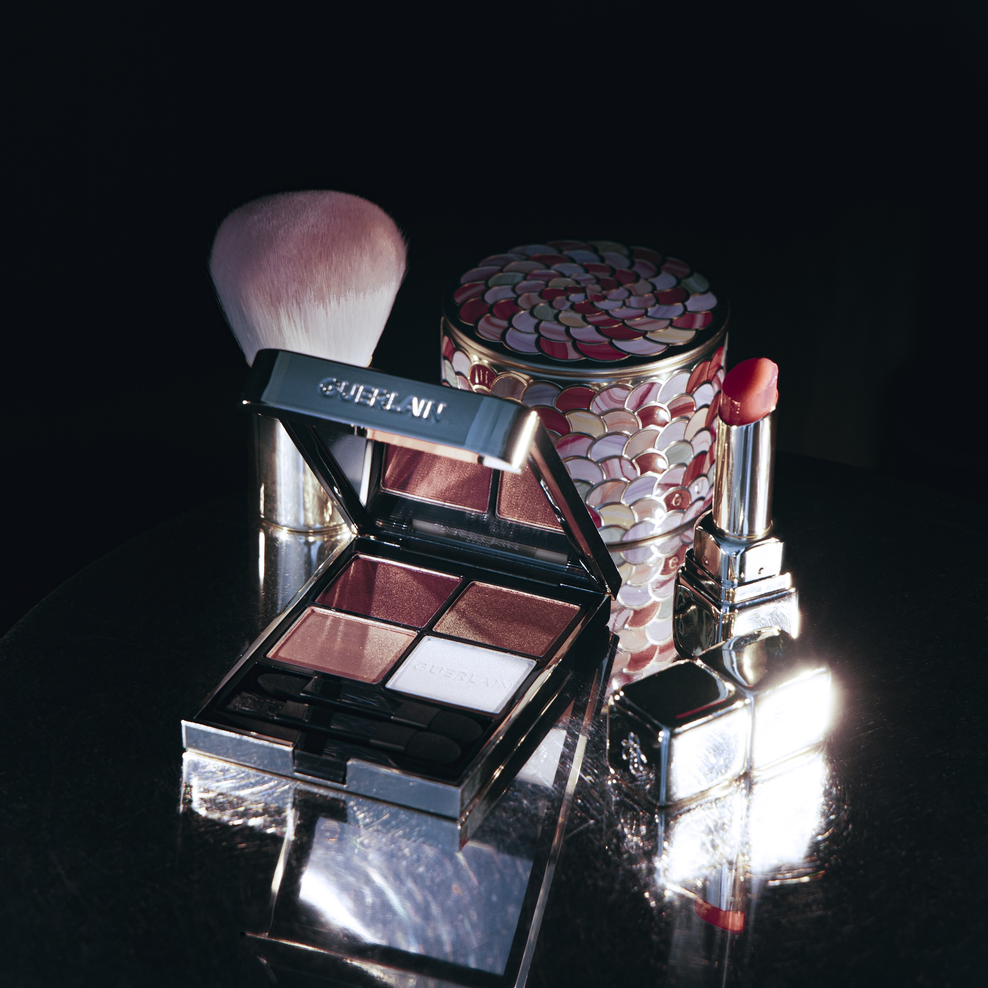 メテオリット ビーユ/GUERLAIN/フェイスパウダーを使ったクチコミ（2枚目）