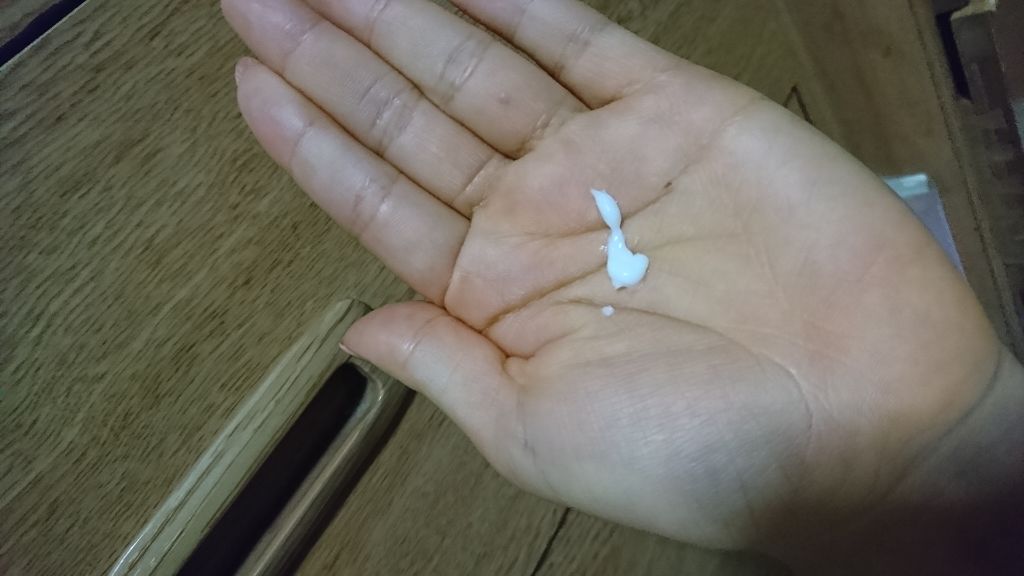 RaW Hand Care Cream(Vanilla & Sunset sea)/SWATi MARBLe/ハンドクリームを使ったクチコミ（3枚目）