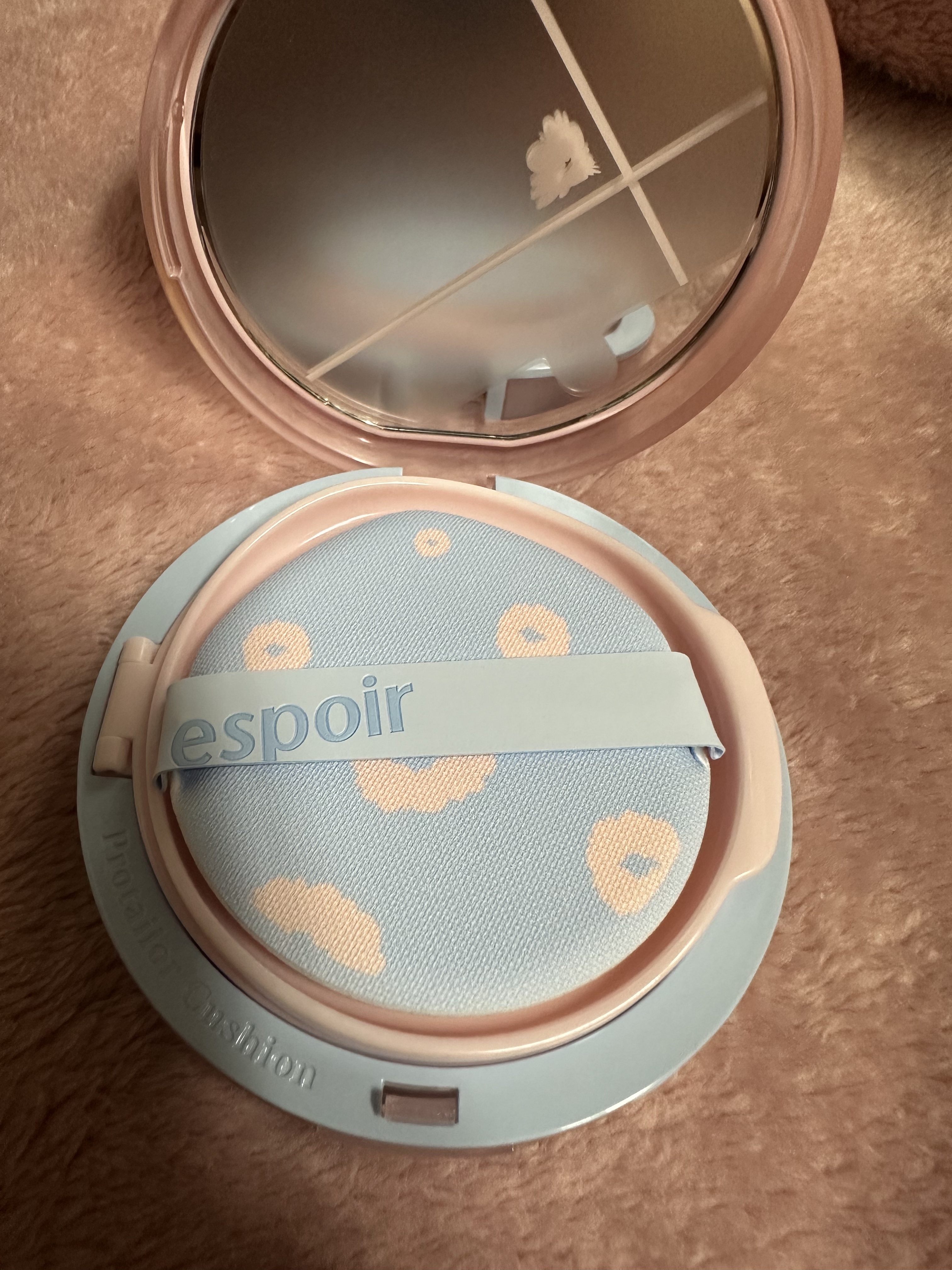 プロテーラービーベルベットカバークッション 21 アイボリー（桜エディション）/espoir/クッションファンデーションを使ったクチコミ（3枚目）