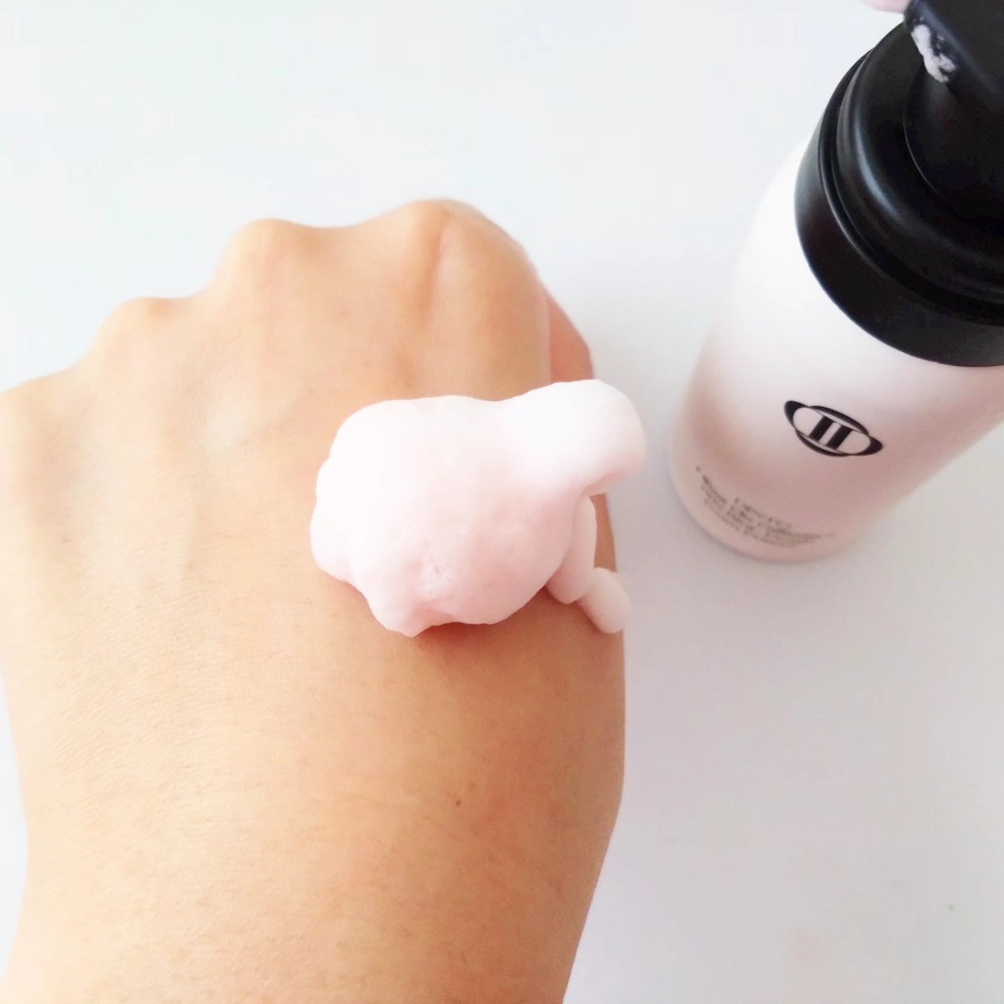 ブラーフィニッシュフォームプライマー/Dinto/化粧下地を使ったクチコミ（3枚目）