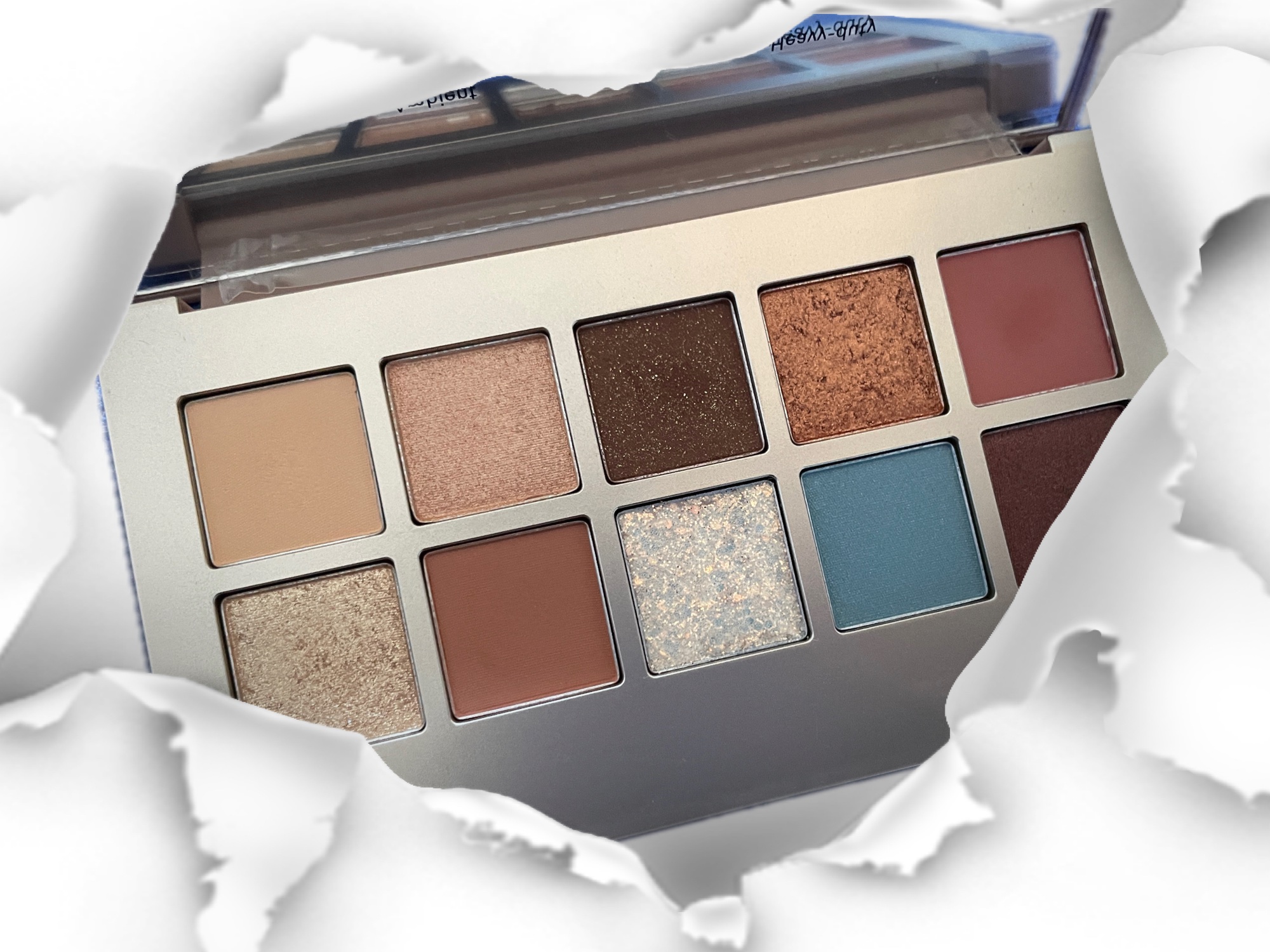 ニューデップスアイシャドウパレット/hince/アイシャドウパレットを使ったクチコミ（1枚目）