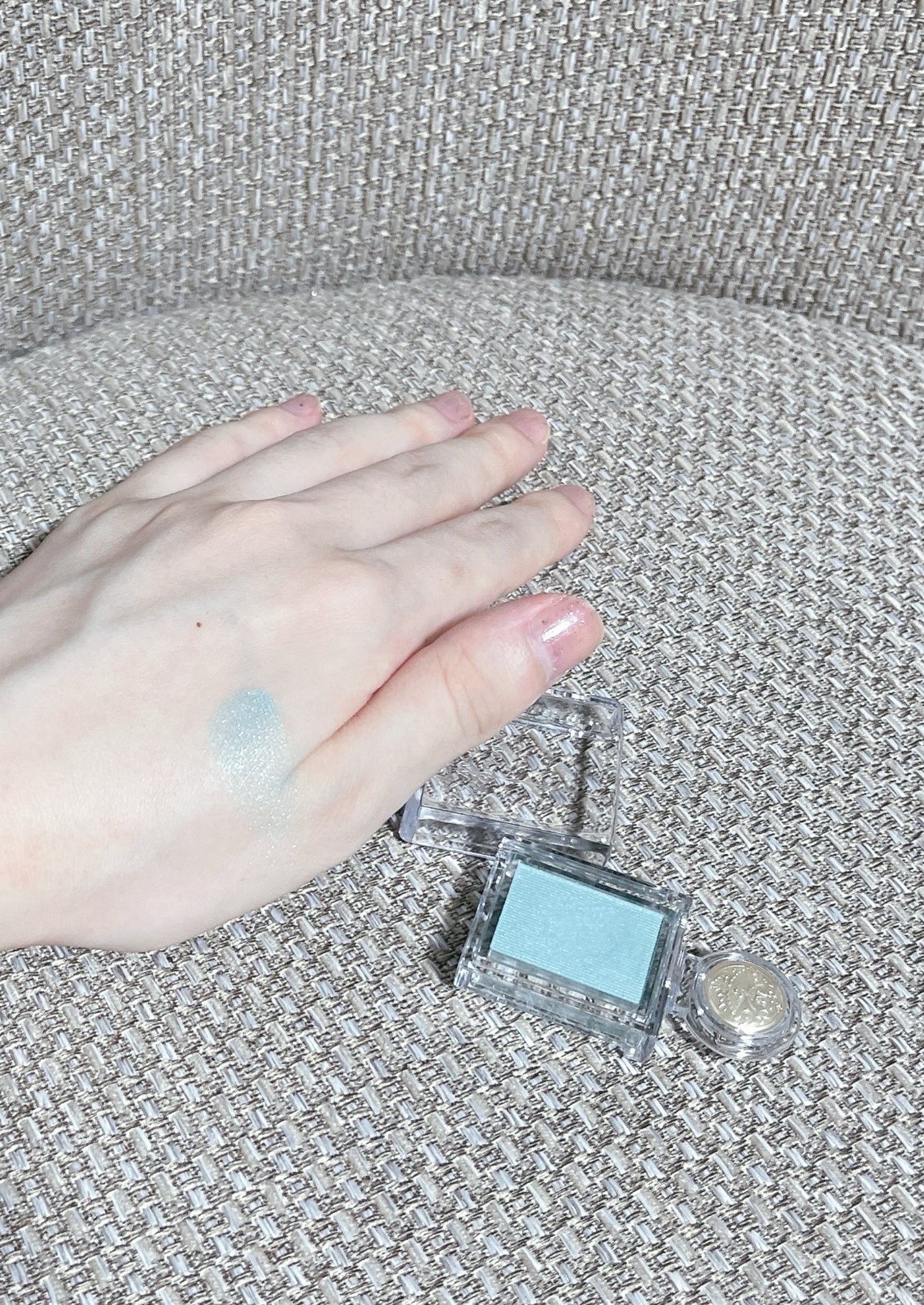 シャドーカスタマイズ/MAJOLICA MAJORCA/単色アイシャドウを使ったクチコミ(2枚目)