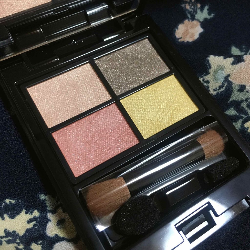 ミネラルクラッシィシャドー/エトヴォス/アイシャドウパレットを使ったクチコミ(2枚目)