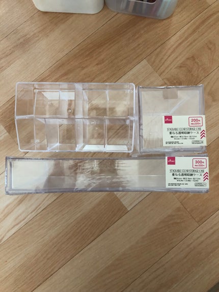 riko on LIPS 「DAISOの重なる透明ケースを組み合わせてメイク収納を新調✨一..」(4枚目)