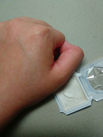 ラスティングマルチアイベース WP/キャンメイク/アイシャドウベースを使ったクチコミ(3枚目)