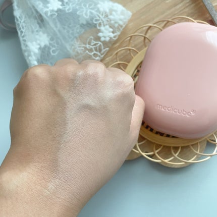 プロ グルタチオン グロウクッションファンデーション/MEDICUBE/クッションファンデーションを使ったクチコミ(4枚目)