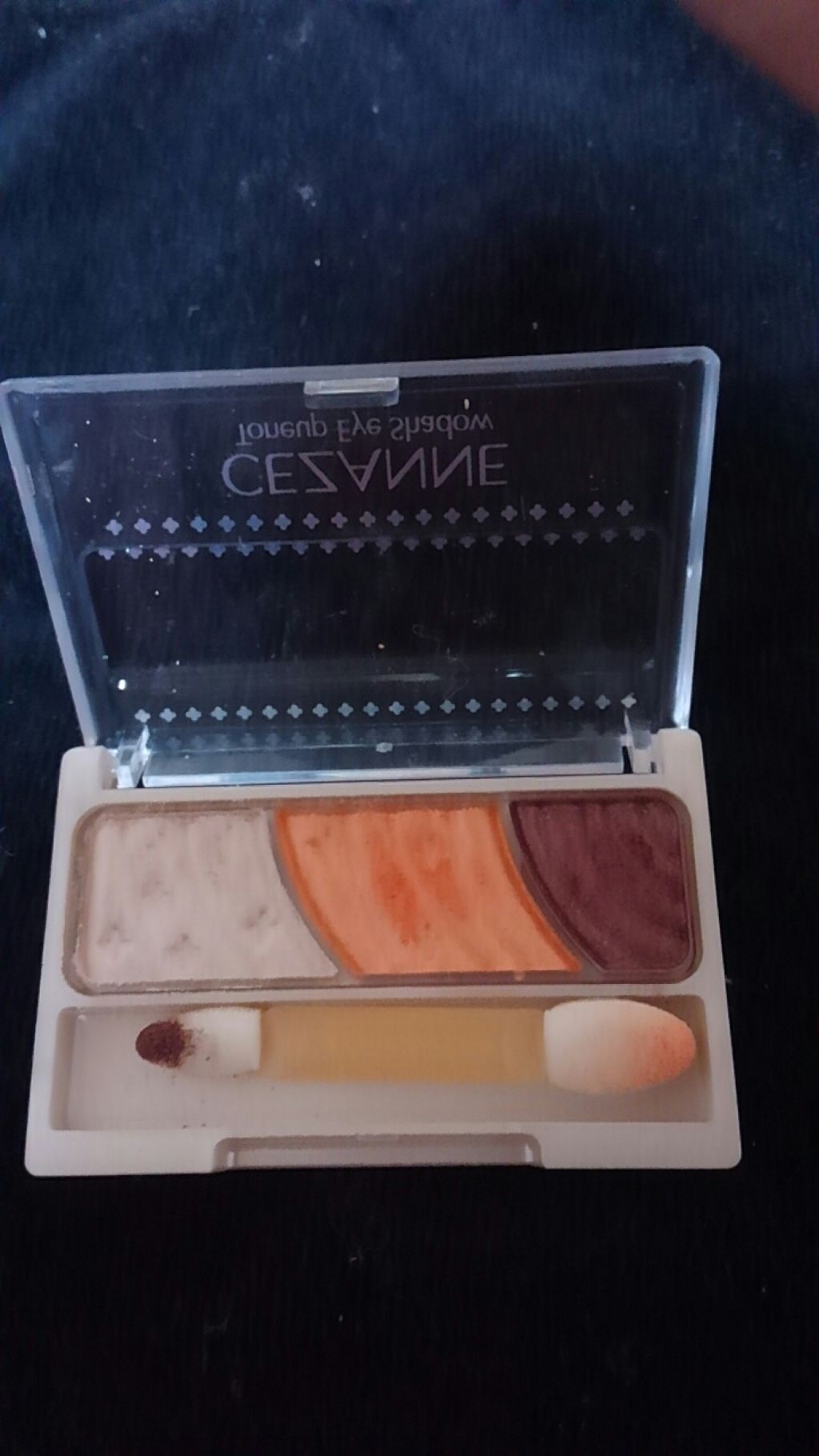 トーンアップアイシャドウ/CEZANNE/アイシャドウパレットを使ったクチコミ（2枚目）