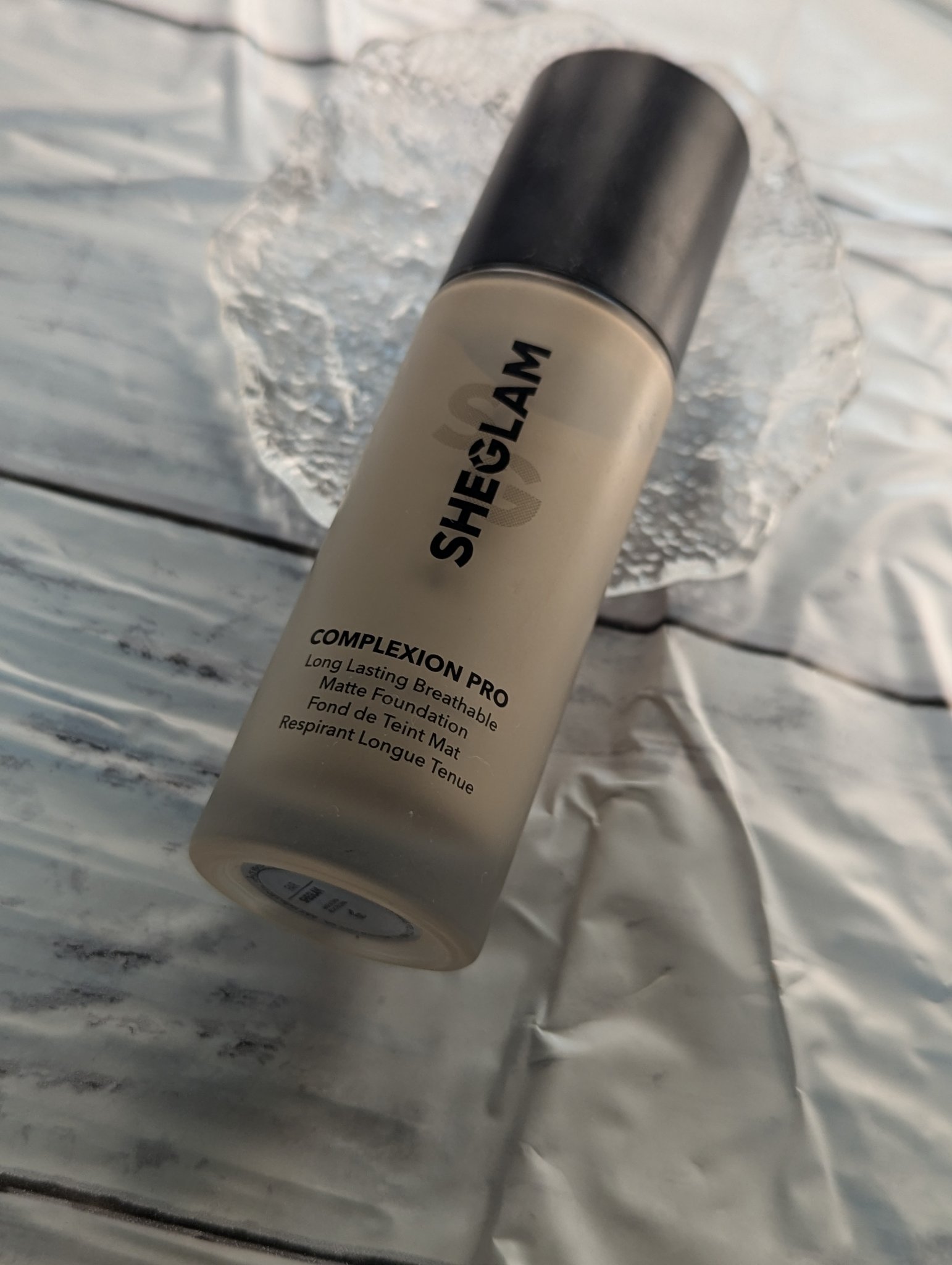 SHEGLAM Complexion Pro ロングラスティング ソフトリキッドマットファンデーション/SHEGLAM/リキッドファンデーションを使ったクチコミ（3枚目）