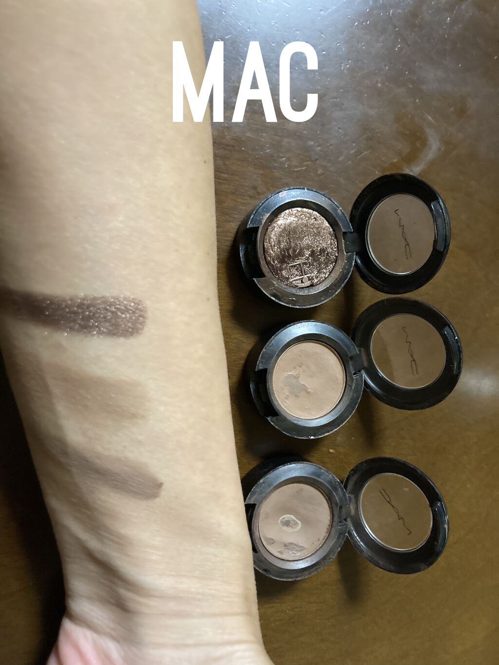 スモール アイシャドウ チャコール ブラウン/M・A・C/単色アイシャドウを使ったクチコミ（1枚目）