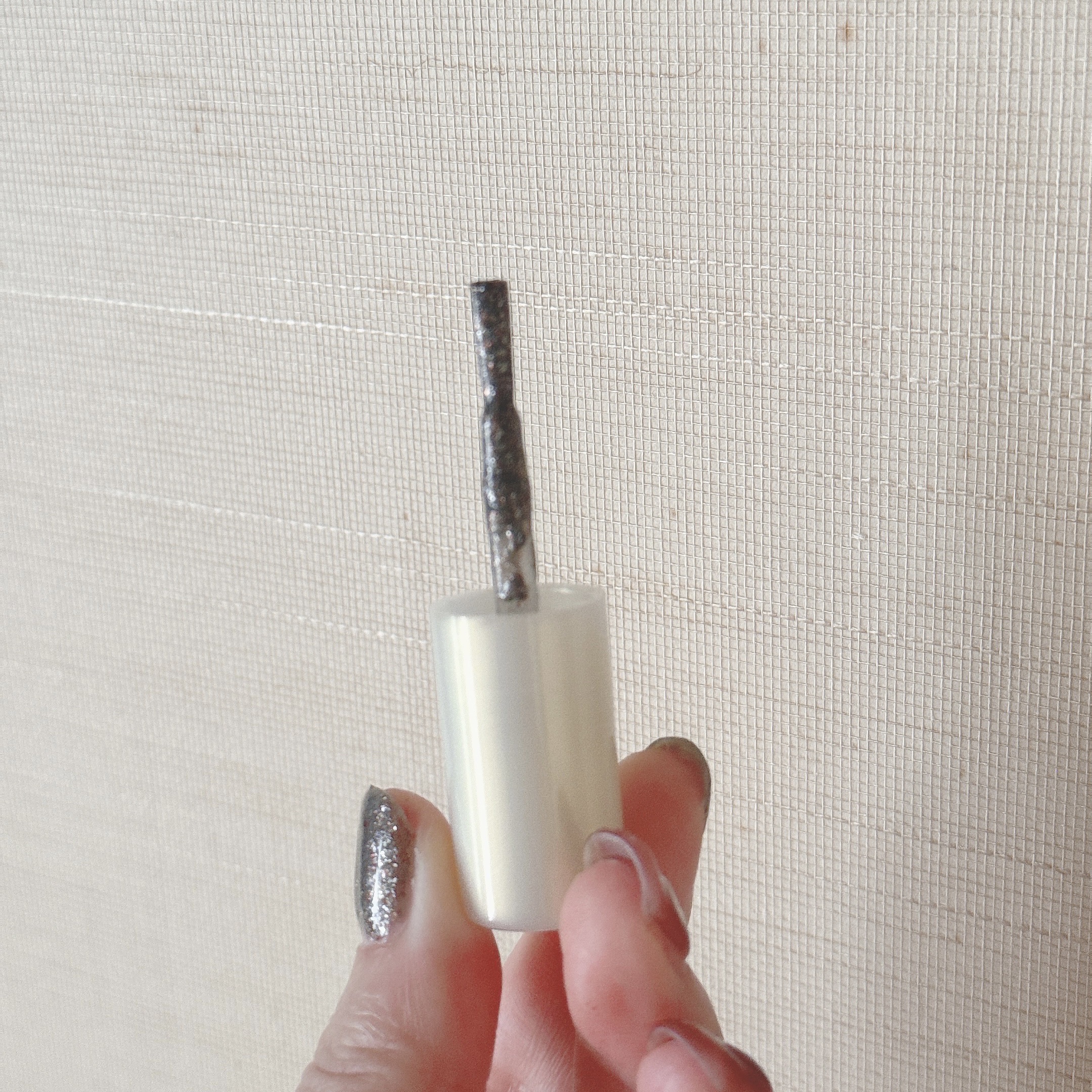 ネイル エナメル 049 グレー系ラメ/ちふれ/マニキュアを使ったクチコミ（2枚目）