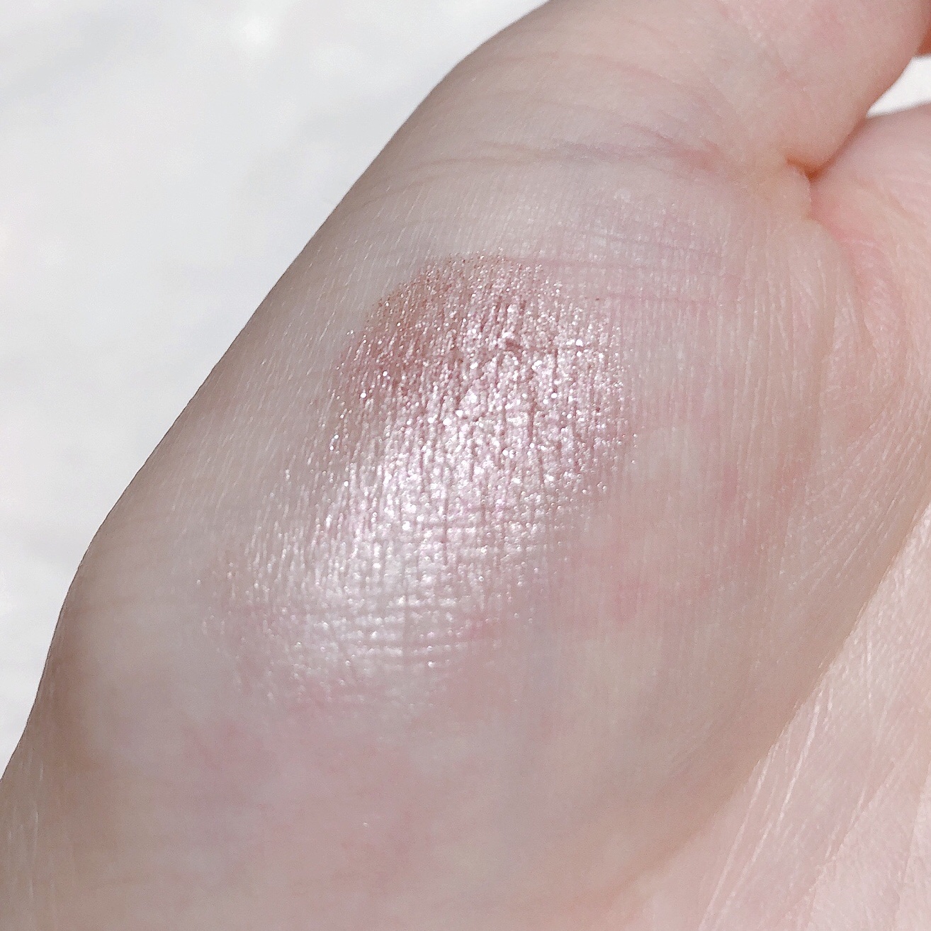 シャドーカスタマイズ/MAJOLICA MAJORCA/単色アイシャドウを使ったクチコミ（3枚目）