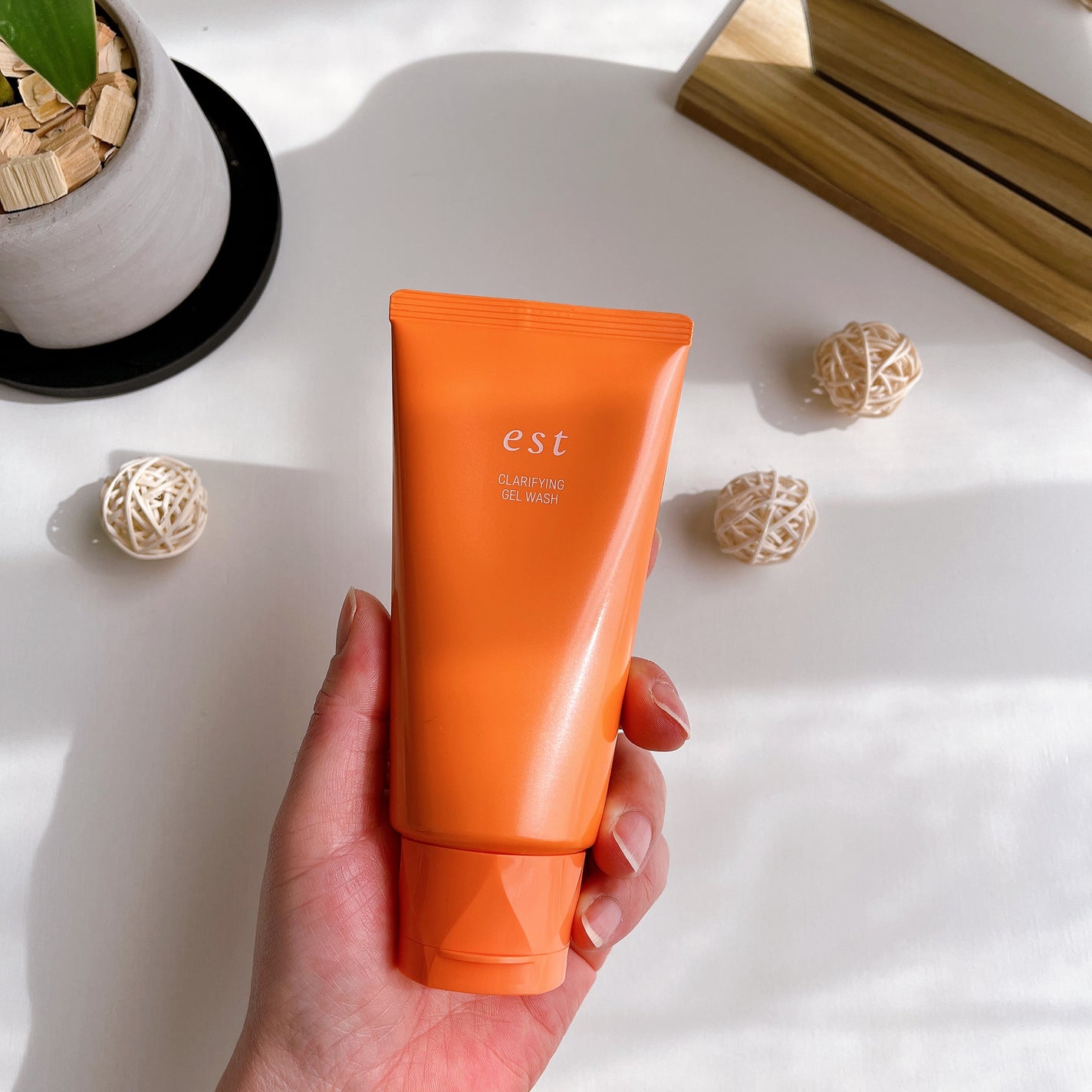 エスト クラリファイイング ジェル ウォッシュ/est/その他洗顔料を使ったクチコミ(2枚目)