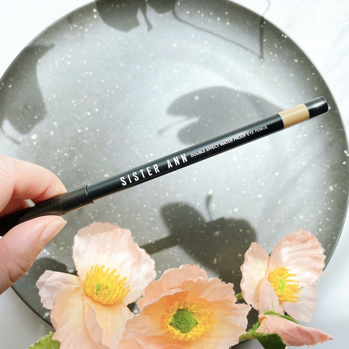 スマートウォータープルーフマスカラ 02 ブラウンマスカラ/SISTER ANN/マスカラを使ったクチコミ（2枚目）