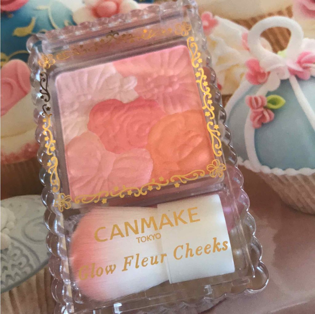 グロウフルールチークス/キャンメイク/パウダーチークを使ったクチコミ（1枚目）