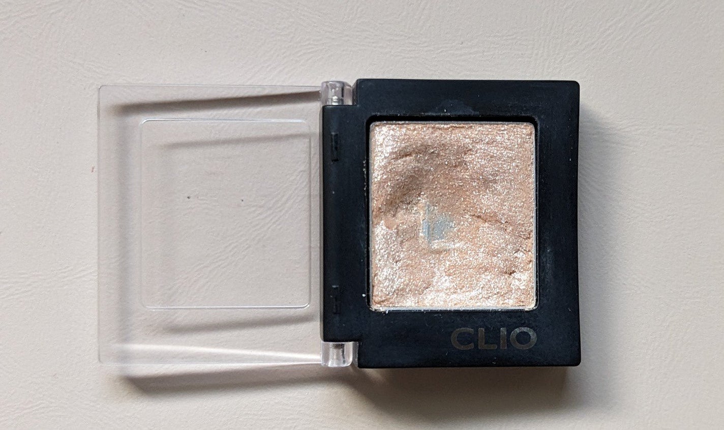 プロ シングル シャドウ/CLIO/単色アイシャドウを使ったクチコミ(2枚目)