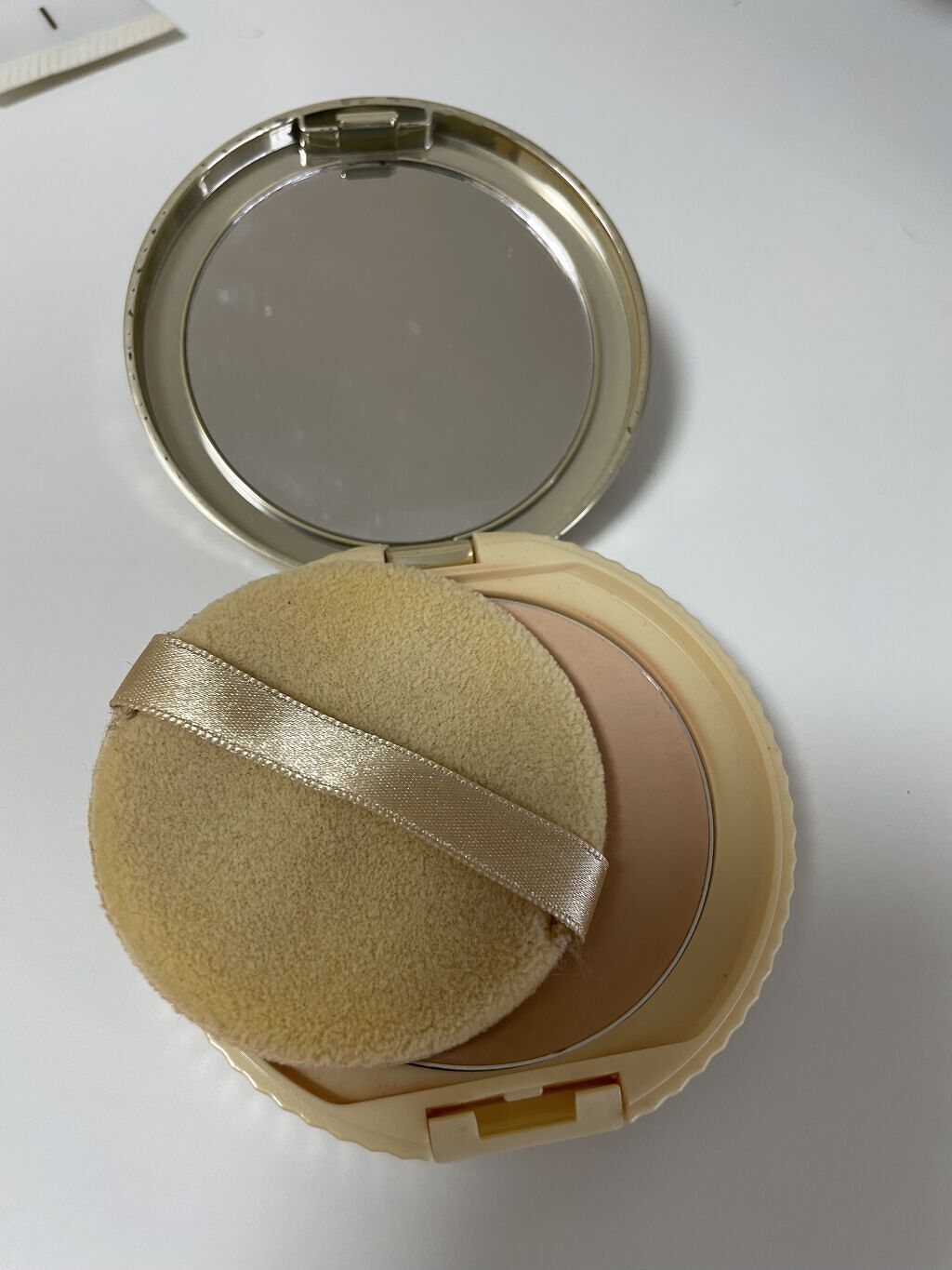 【旧品】マシュマロフィニッシュパウダー/キャンメイク/プレストパウダーを使ったクチコミ（2枚目）