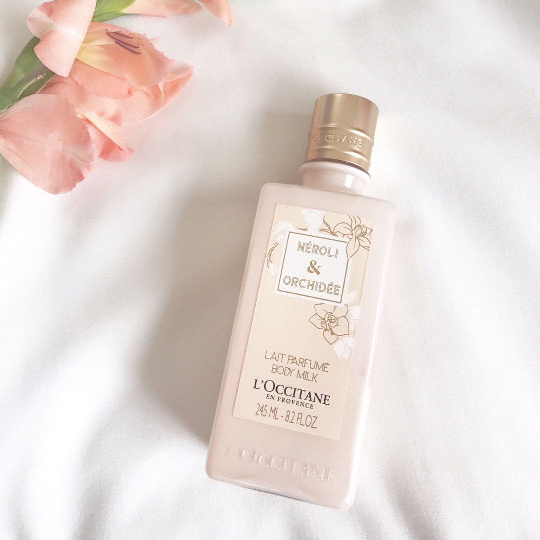 ロクシタンのボディーミルク💕

本物のお花を嗅いでいる様な優しく豊かな香りです♡✨

ケースも可愛いので見る度にテンション上がりながらお手入れできて嬉しいです😆！

塗った感じも滑らかでサッパリよりしっとりな付け心地です🙆✨

ロクシ