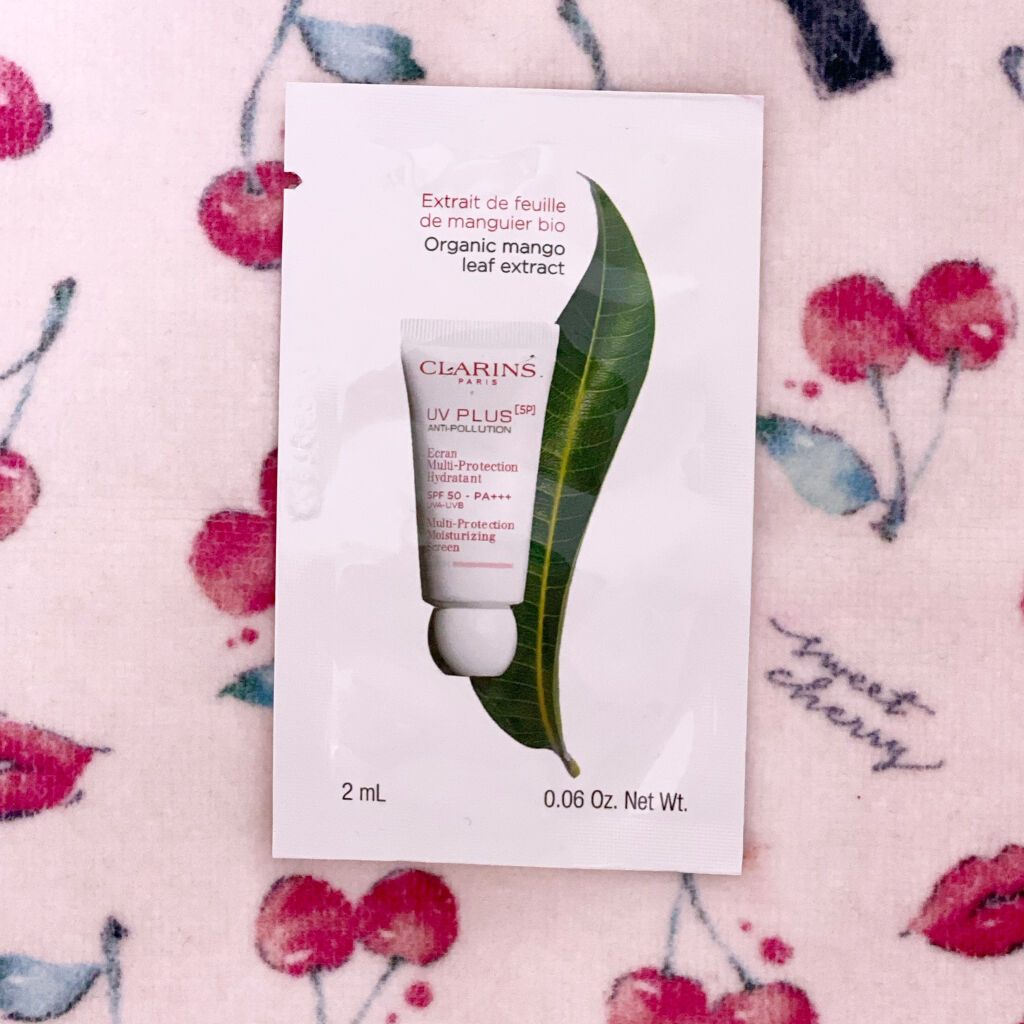 UVプラス 5P モイスチャライジング マルチ デイ スクリーン/CLARINS/日焼け止めミルクを使ったクチコミ（1枚目）