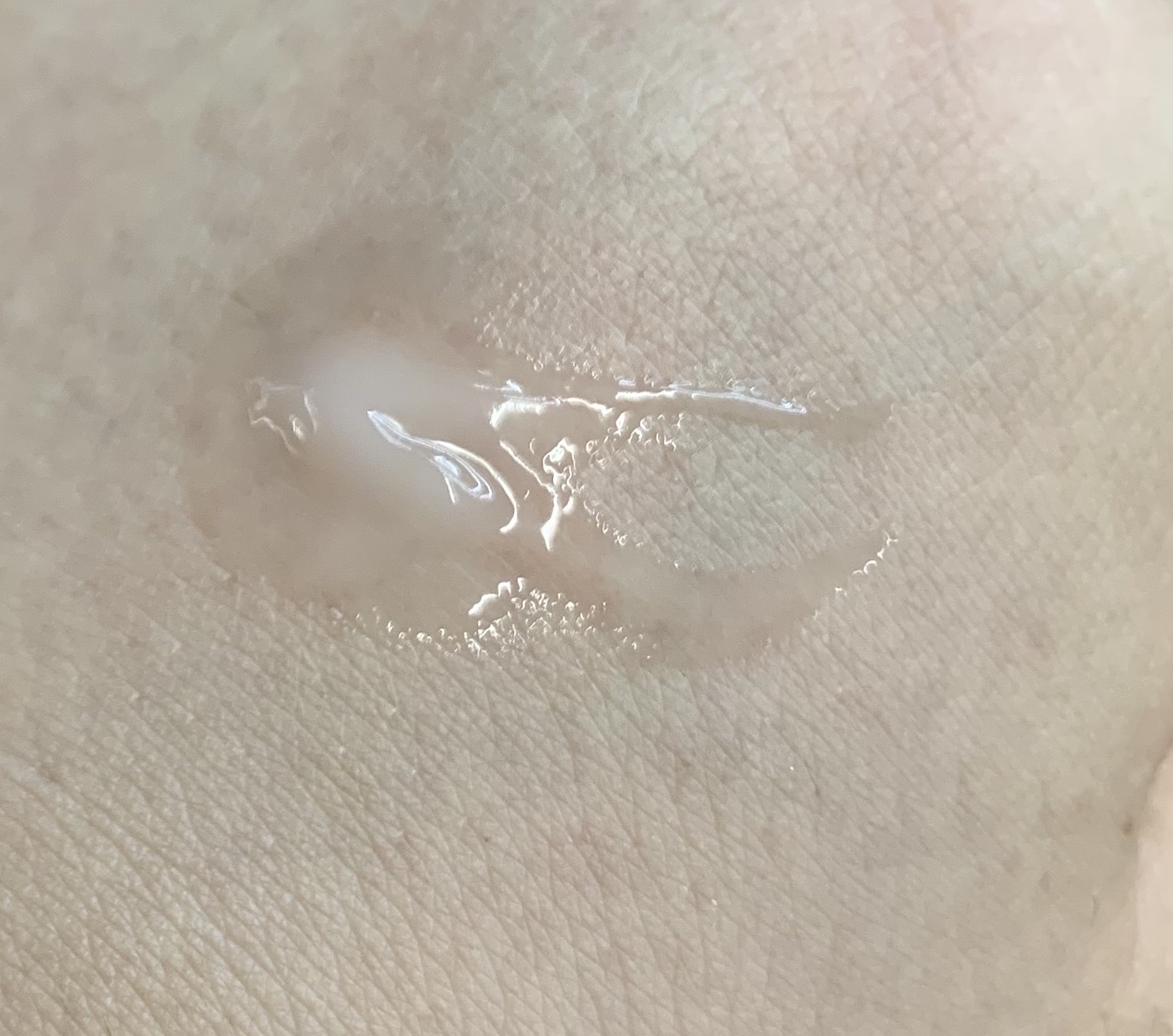 薬用リンクルホワイトオールインワンゲル /Kirei&co./オールインワン化粧品を使ったクチコミ（2枚目）