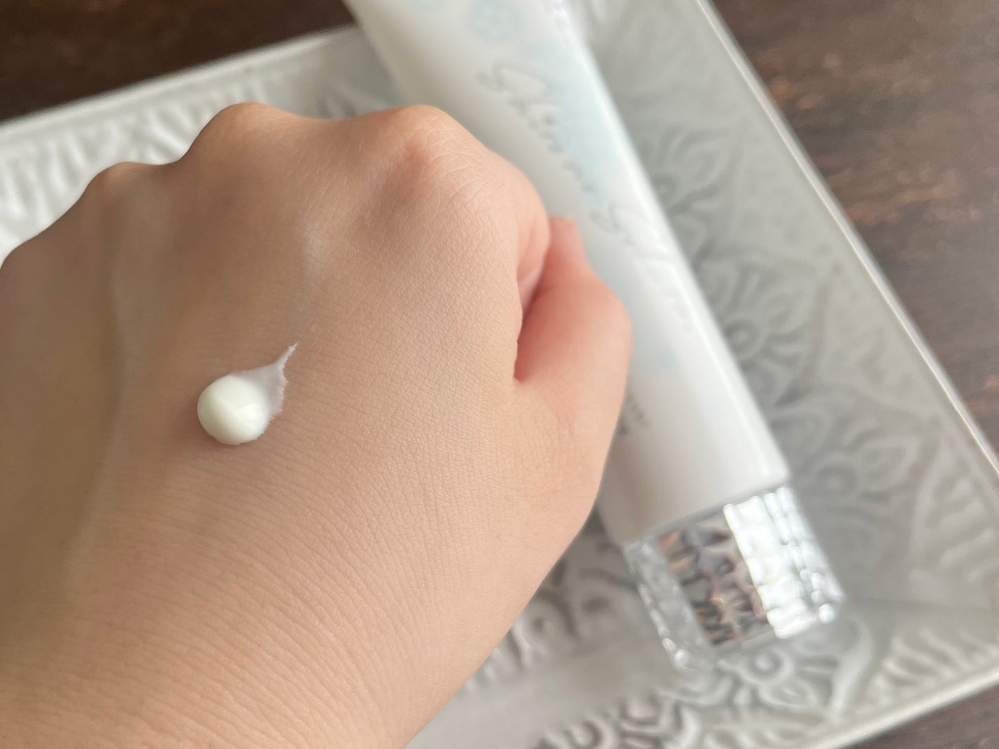 Sun Crush!UV essence 〜向日葵〜/Shiro no Sakura./日焼け止めクリームを使ったクチコミ(4枚目)