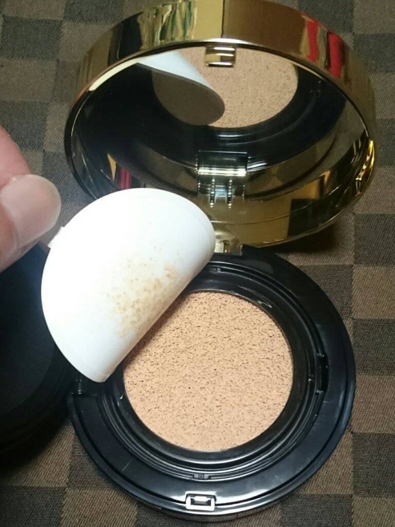 アンクル ド ポー ルクッションN ノエル コレクター/YVES SAINT LAURENT BEAUTE/クッションファンデーションを使ったクチコミ（3枚目）