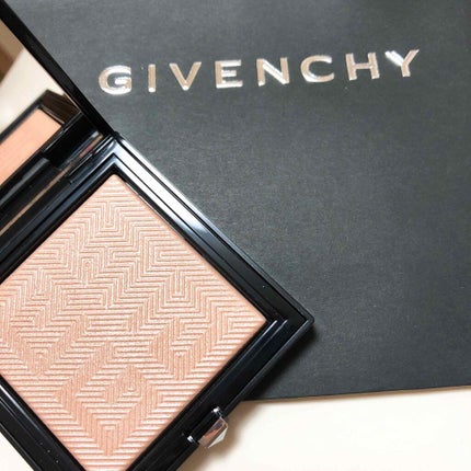 タン・クチュール・シマー・パウダー/GIVENCHY/プレストパウダーを使ったクチコミ(1枚目)