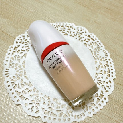 エッセンス スキングロウ ファンデーション/SHISEIDO/リキッドファンデーションを使ったクチコミ(2枚目)