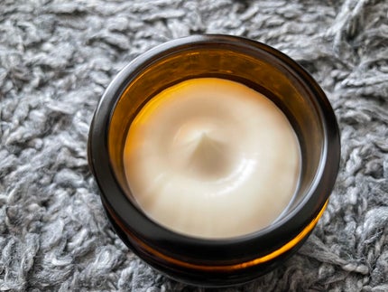 アリミノ アリミノ メン ハードバームのクチコミ「メンズ用だけど
ショートの女性なら使えると思います!
髪が絡みやすくなる気がするので
ロングの.....」(2枚目)