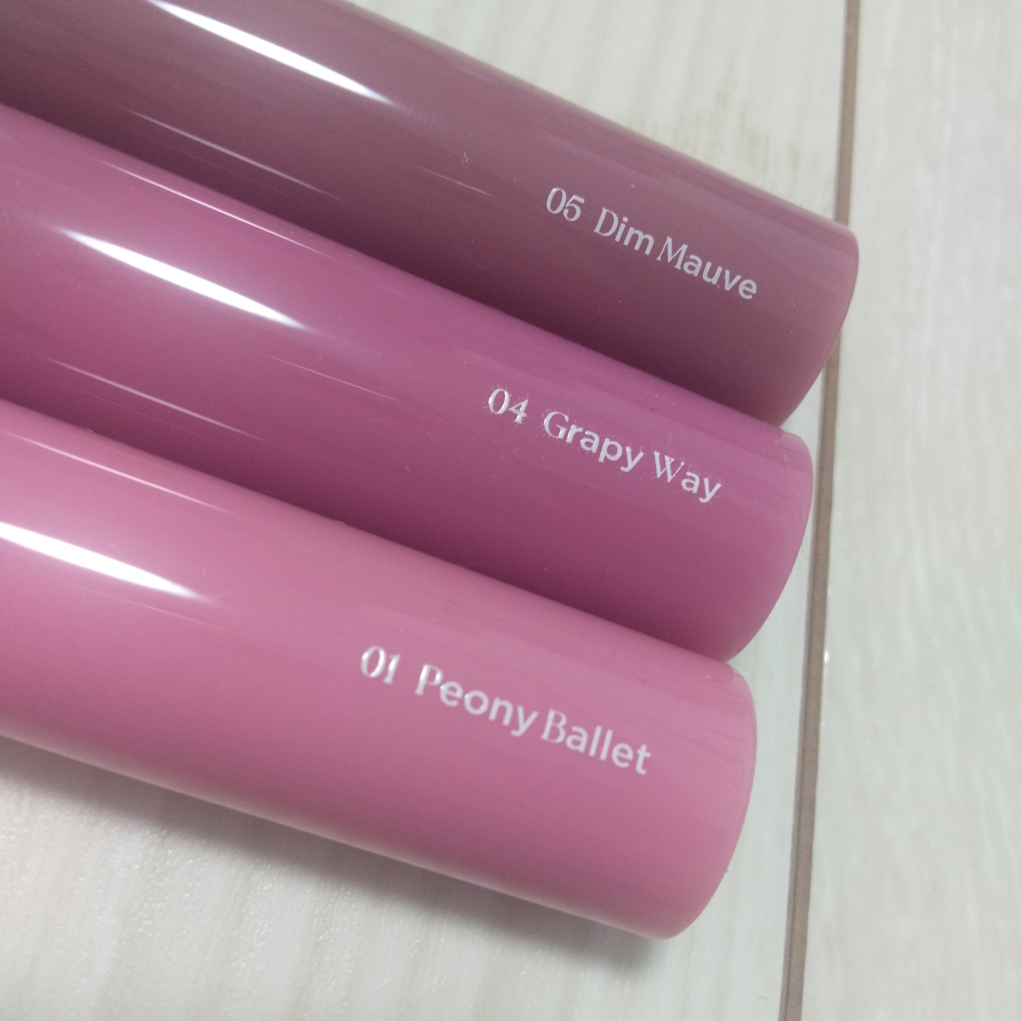 グラスティングカラーグロス/rom&nd/リップグロスを使ったクチコミ（2枚目）