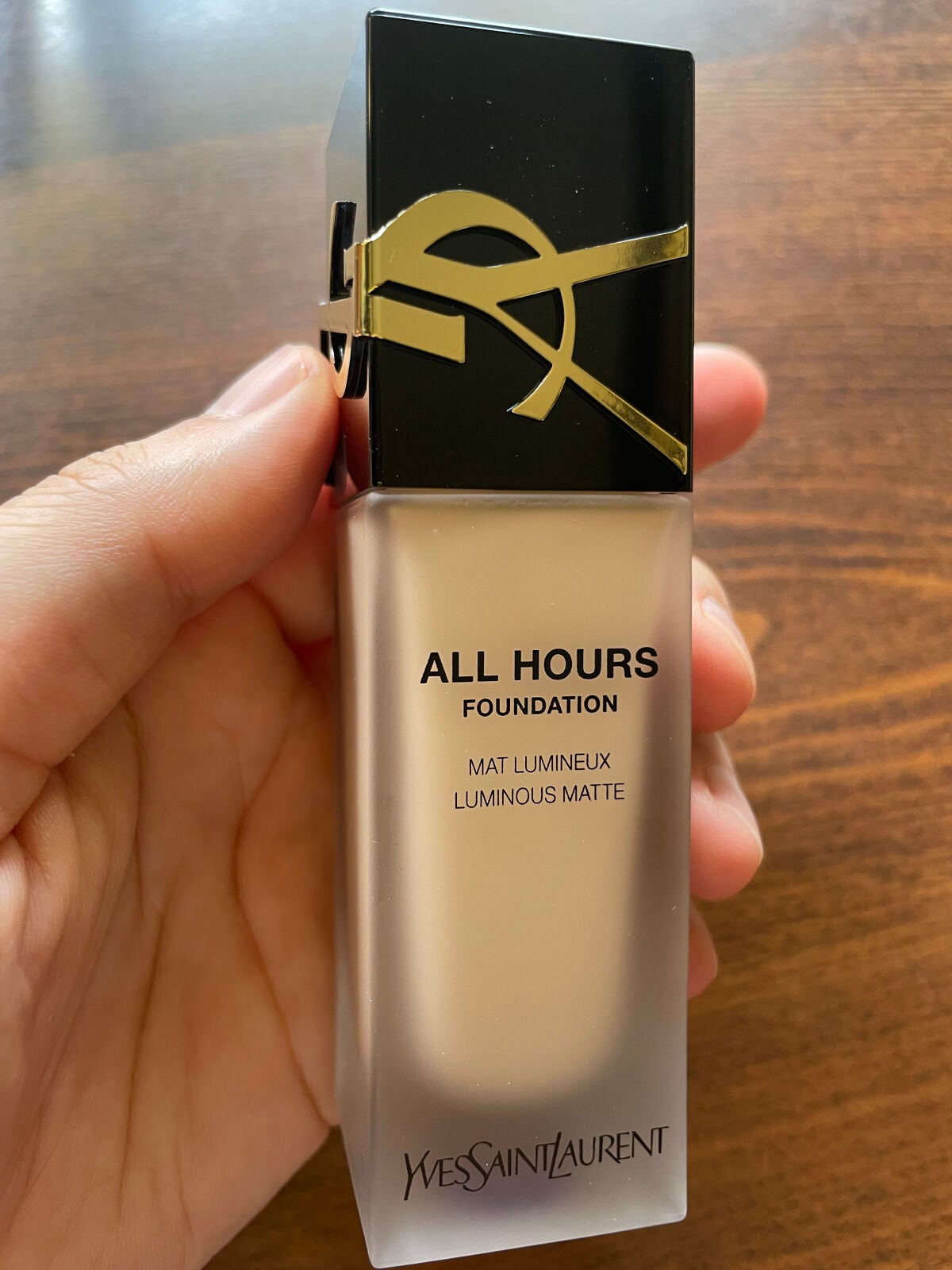 オールアワーズ リキッド/YVES SAINT LAURENT BEAUTE/リキッドファンデーションを使ったクチコミ(1枚目)