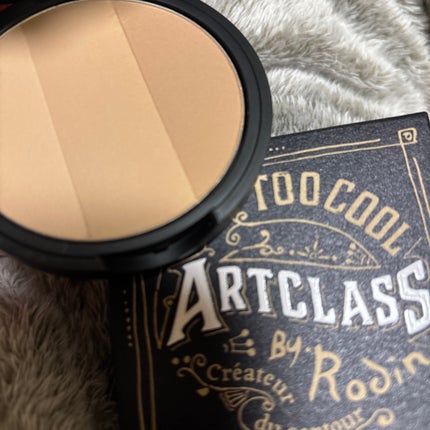 アートクラスバイロダン シェーディング 1.5 ニュートラル/too cool for school/シェーディングを使ったクチコミ(1枚目)