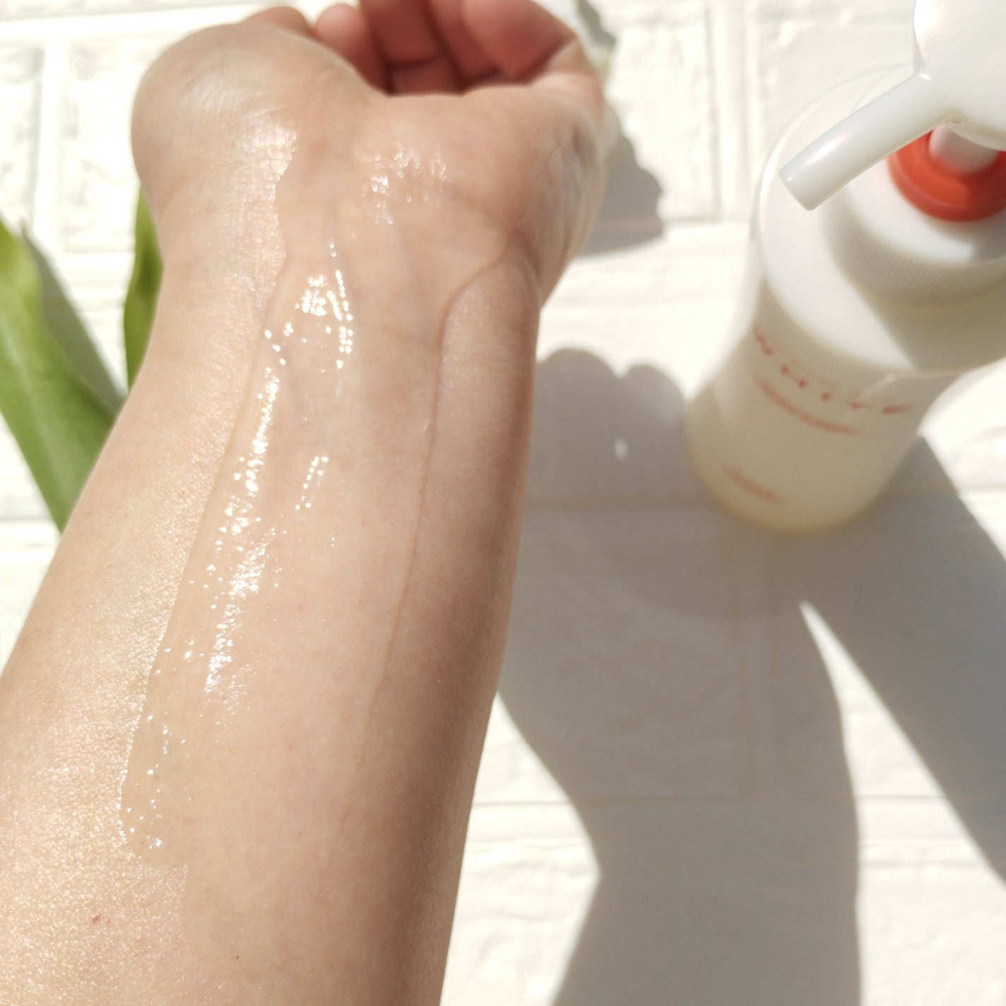 モイスチュアマイルドホワイトリンクルケア パーフェクトエッセンス/モイスチュアマイルド ホワイト/オールインワン化粧品を使ったクチコミ(5枚目)